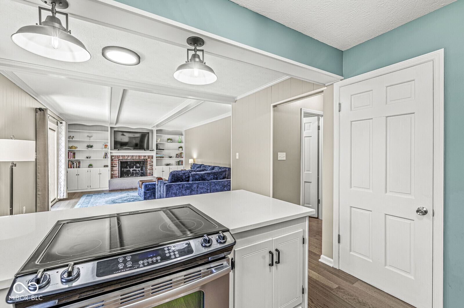 8639 Lancaster Road