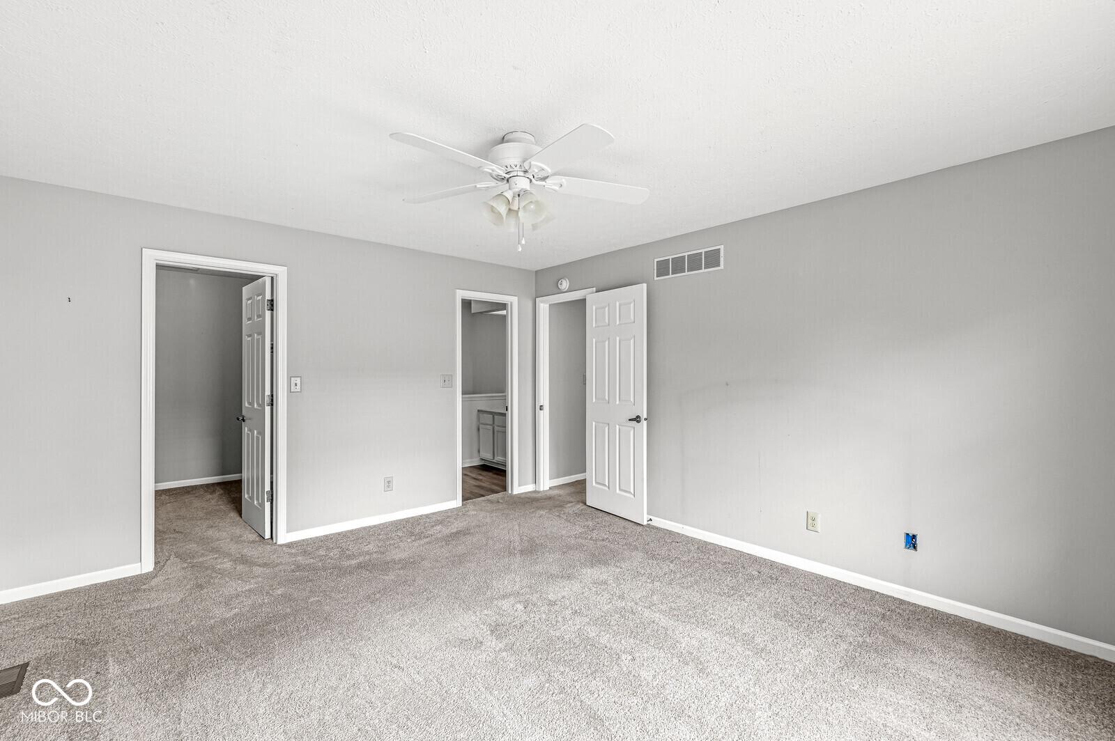 9553 Maple Way