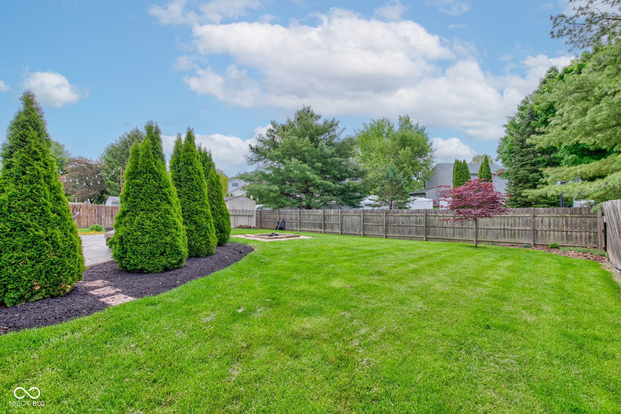 18915 Fairfield Boulevard