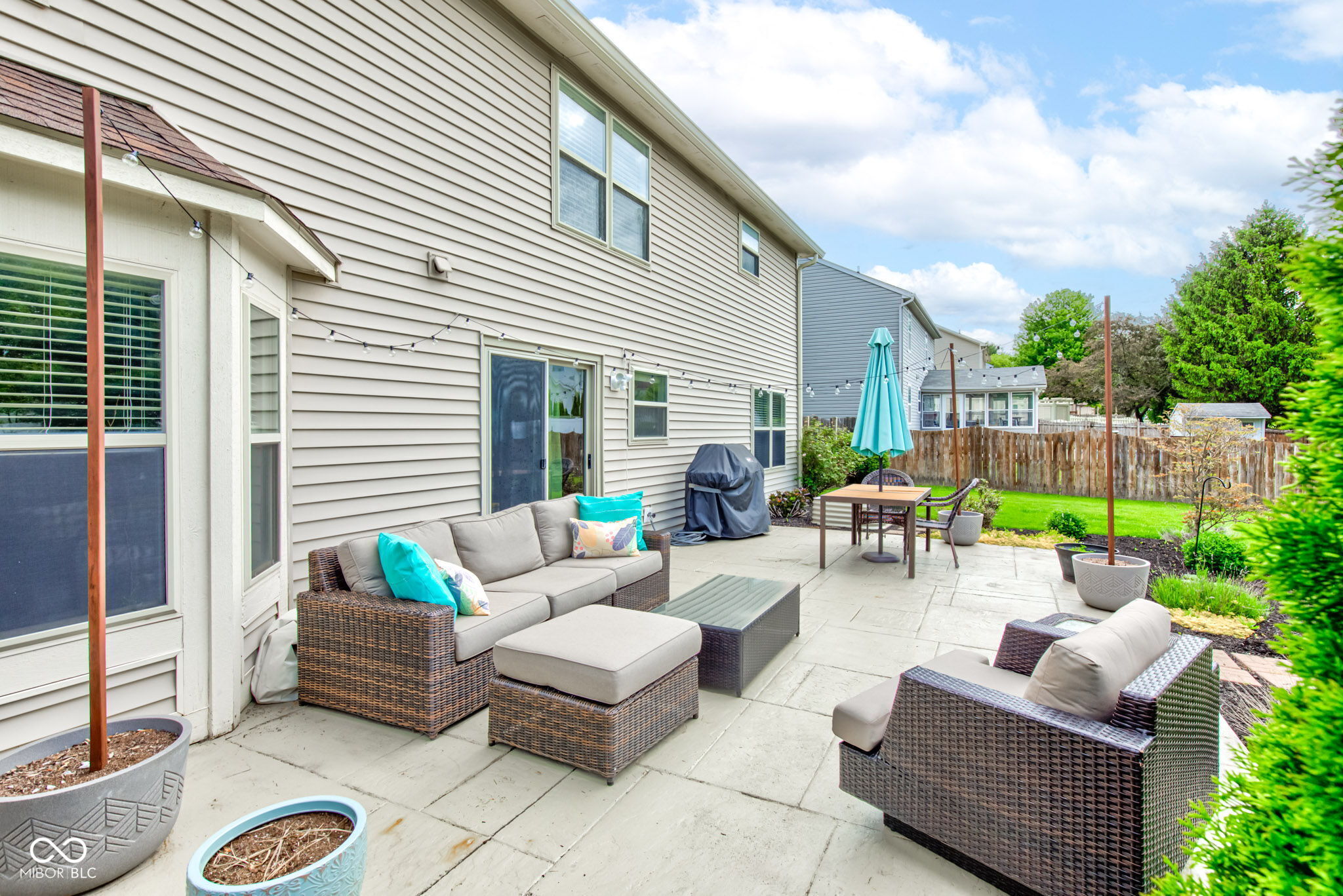 18915 Fairfield Boulevard