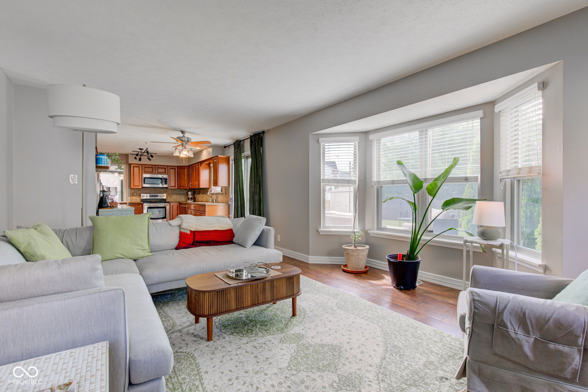 18915 Fairfield Boulevard