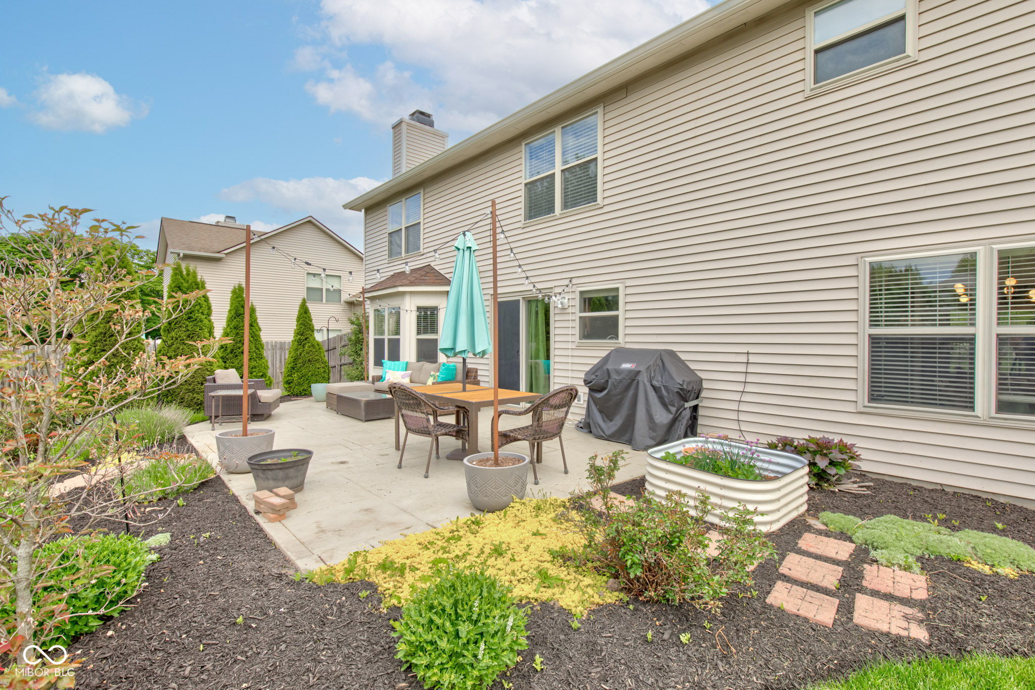 18915 Fairfield Boulevard