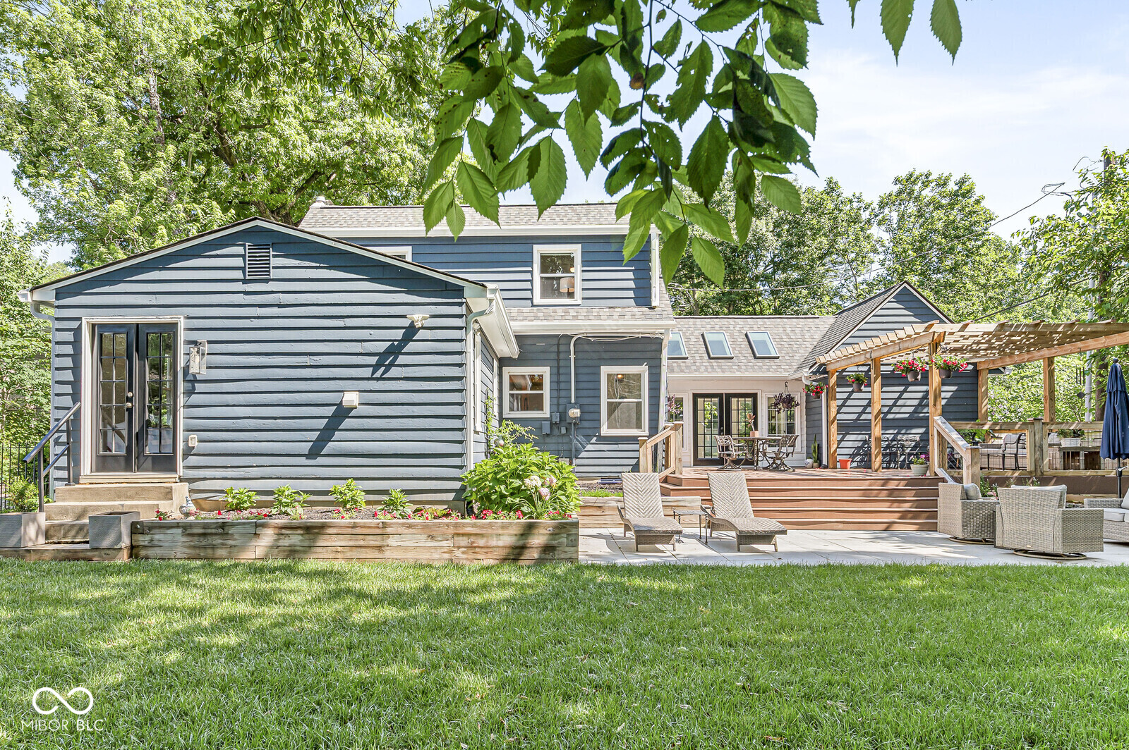 2767 Baur Drive
