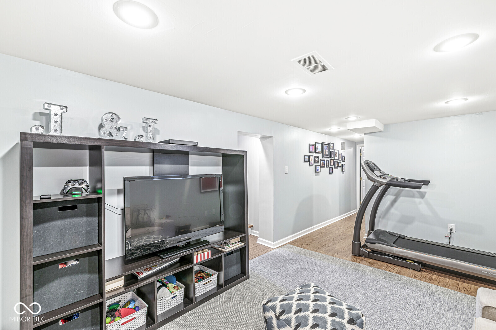 6131 Indianola Avenue