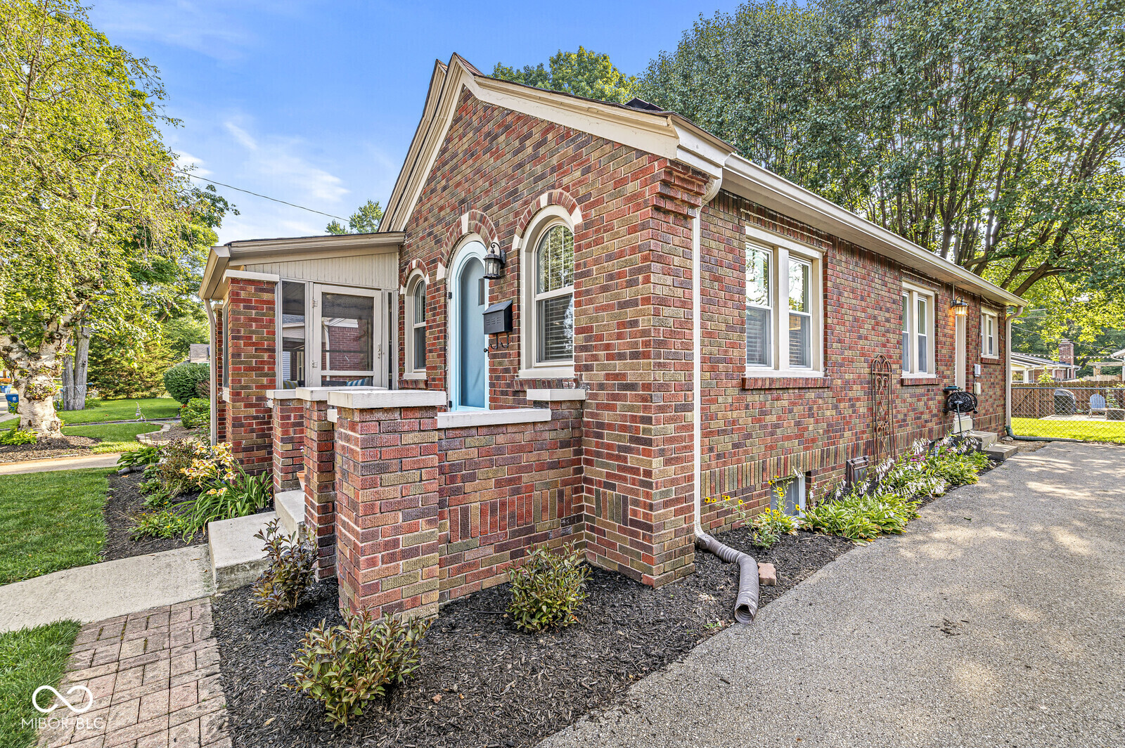 6131 Indianola Avenue