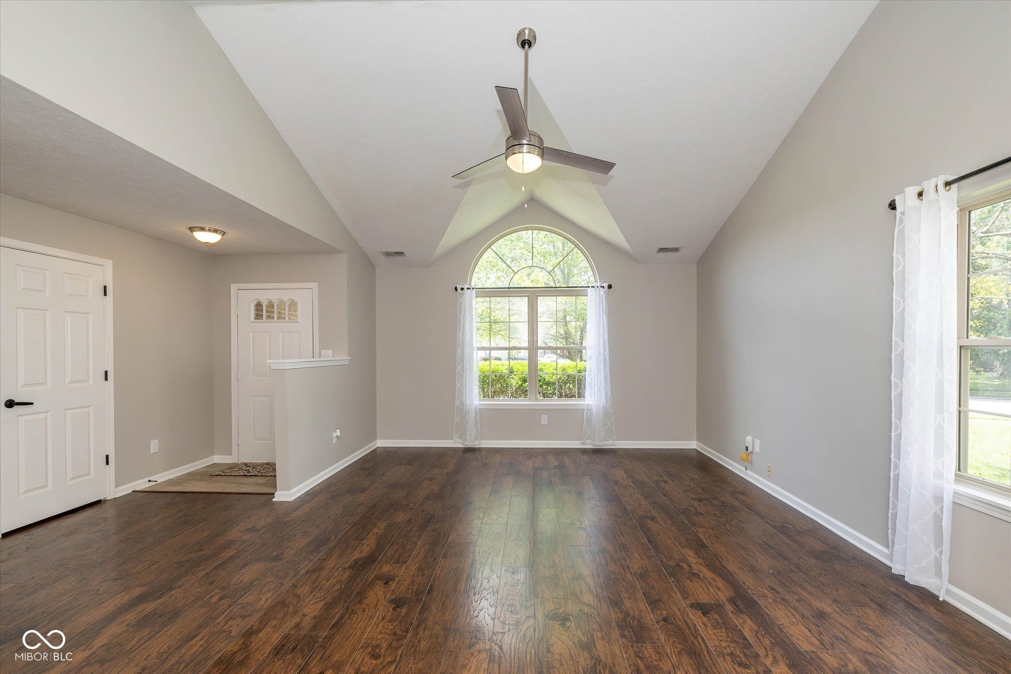 2715 Lucas Drive