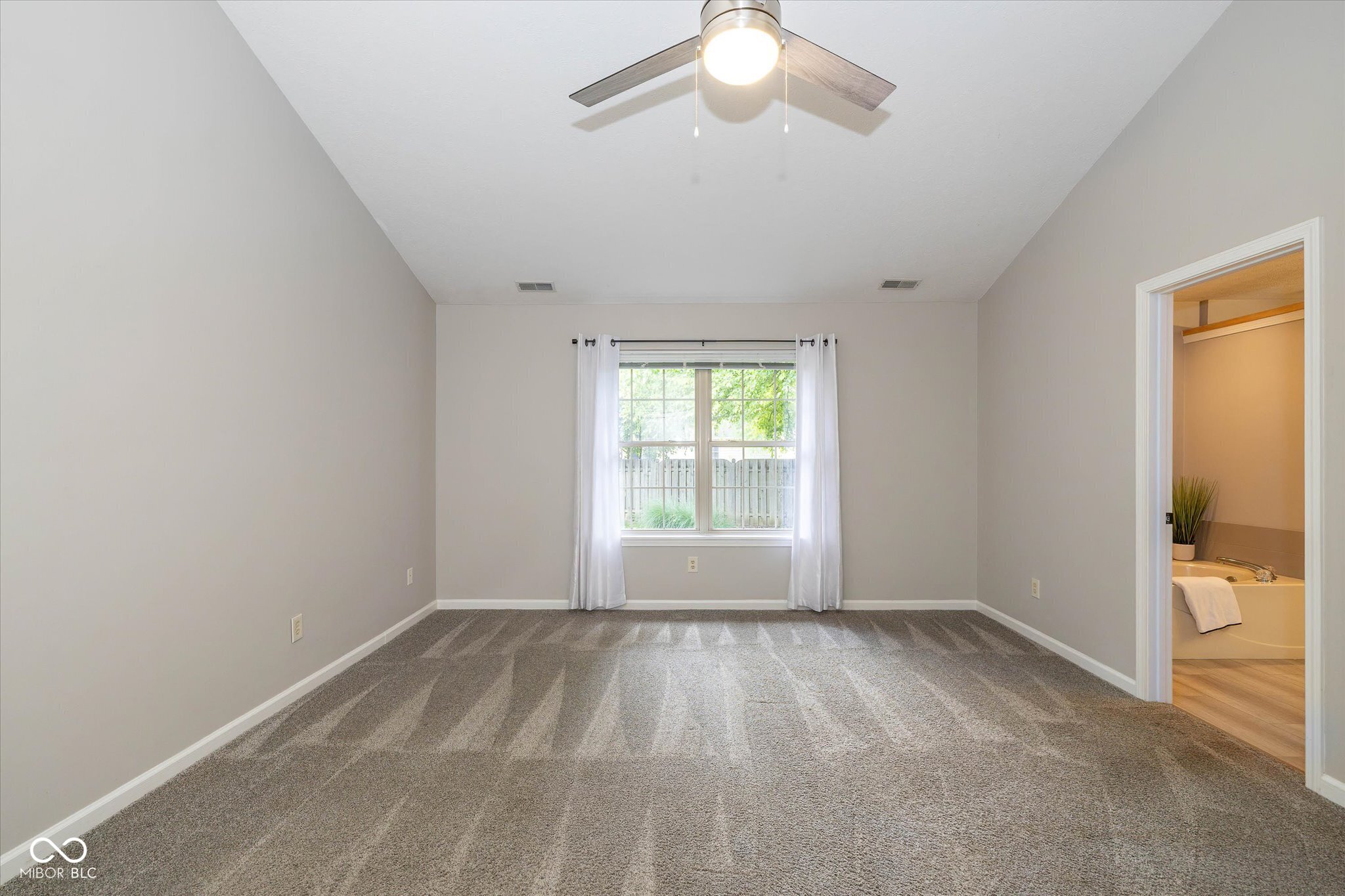 2715 Lucas Drive