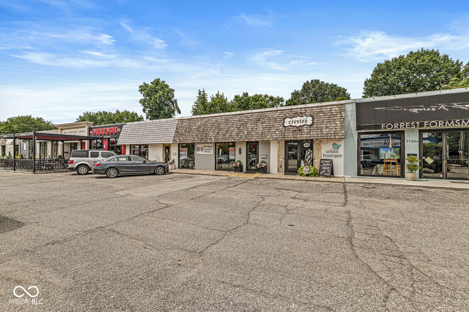 1155 Ivy Lane