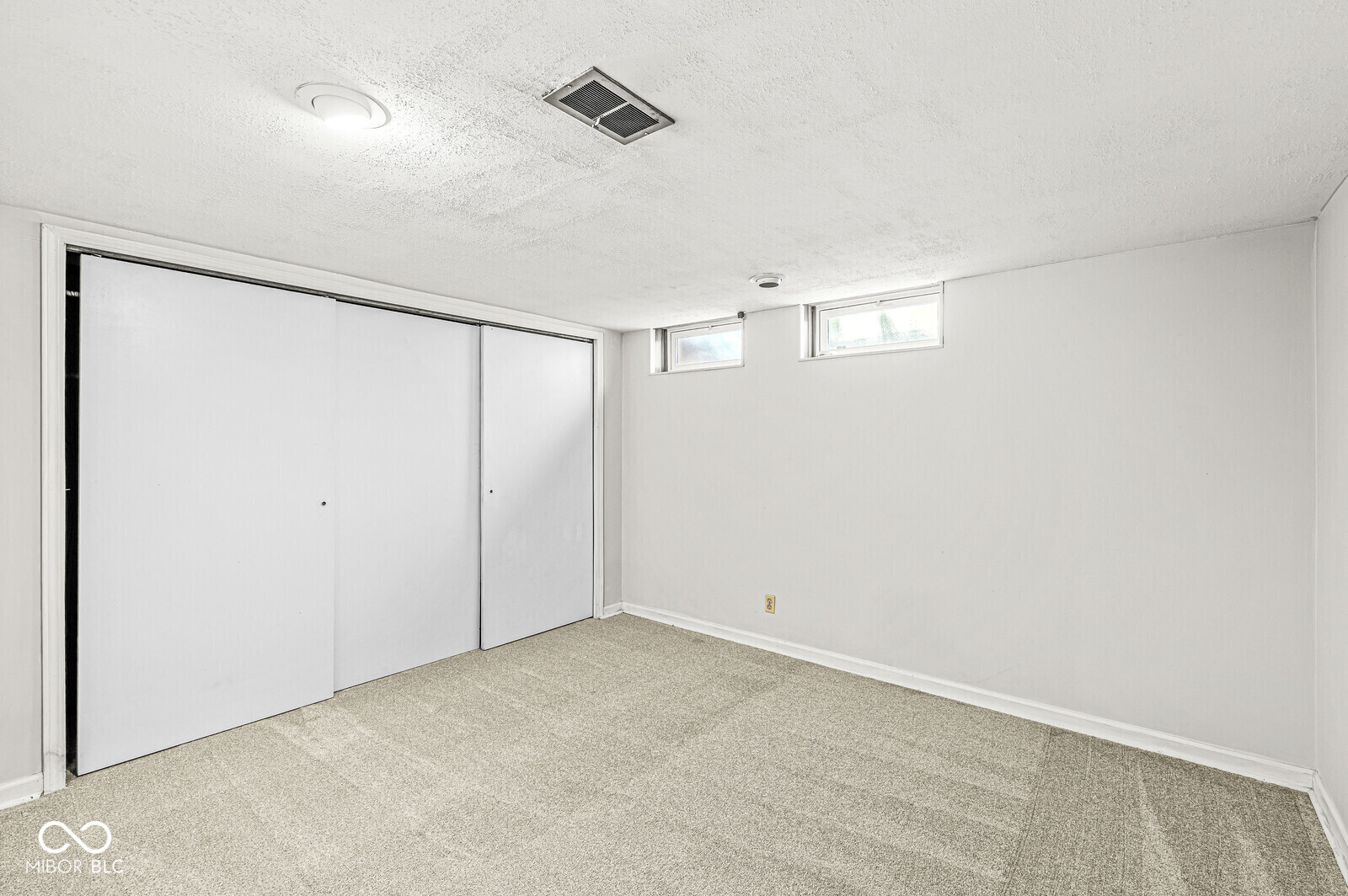 1155 Ivy Lane
