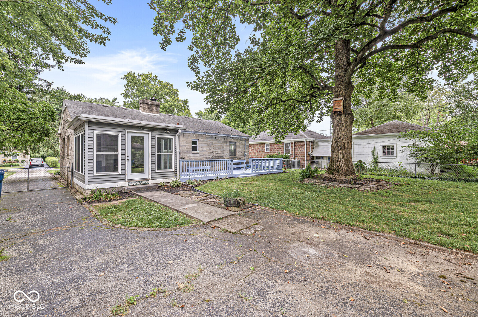 1155 Ivy Lane