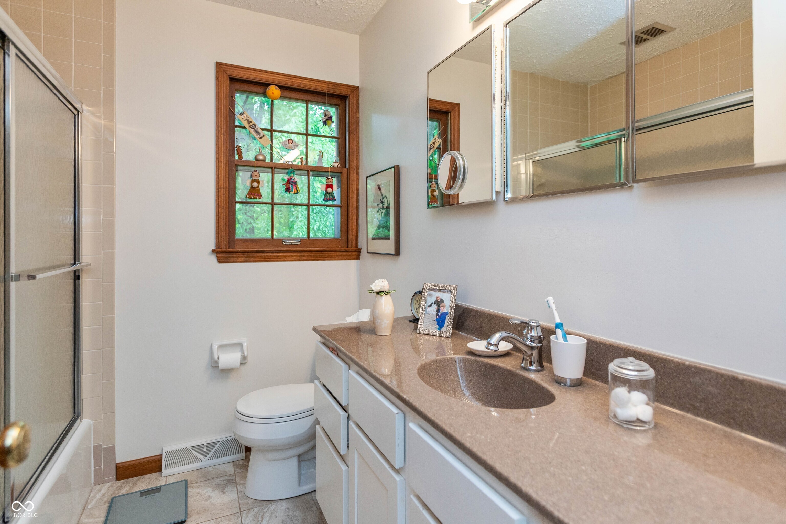 6004 Buckskin Circle