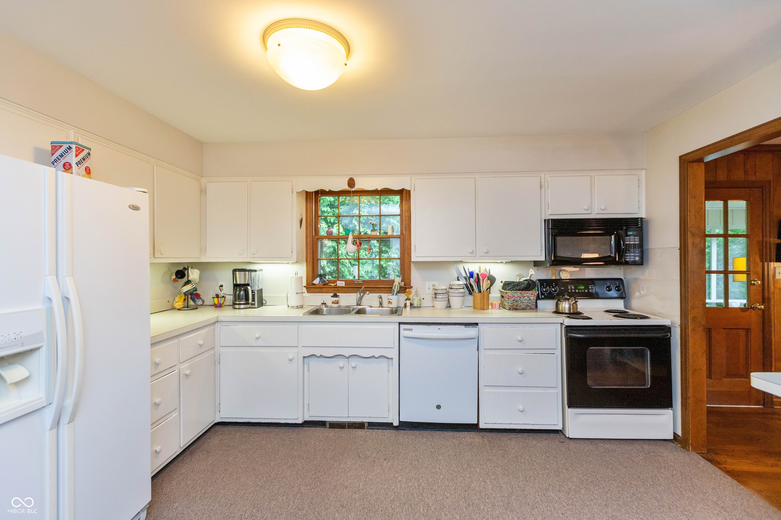 6004 Buckskin Circle