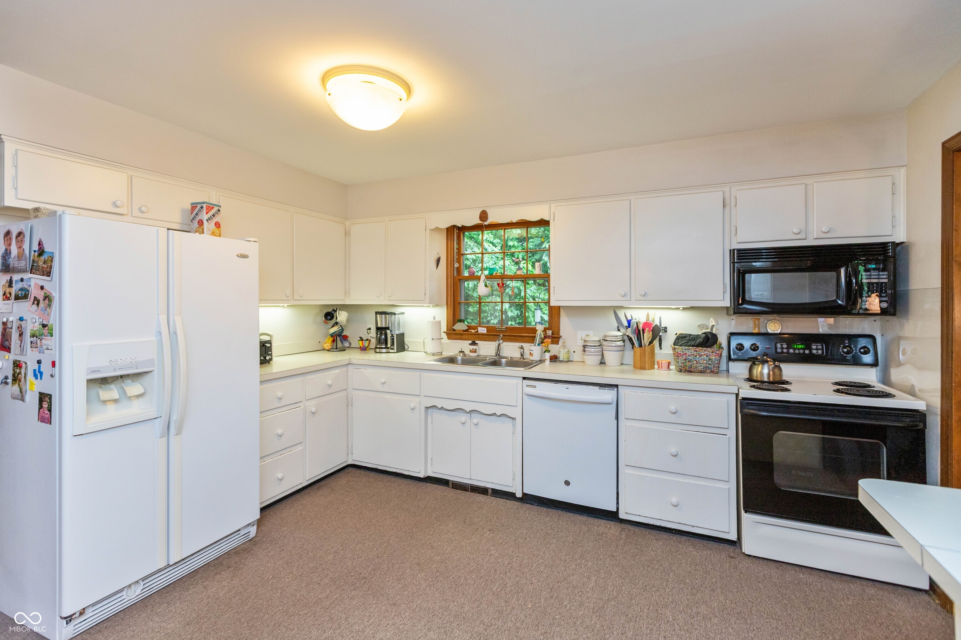 6004 Buckskin Circle
