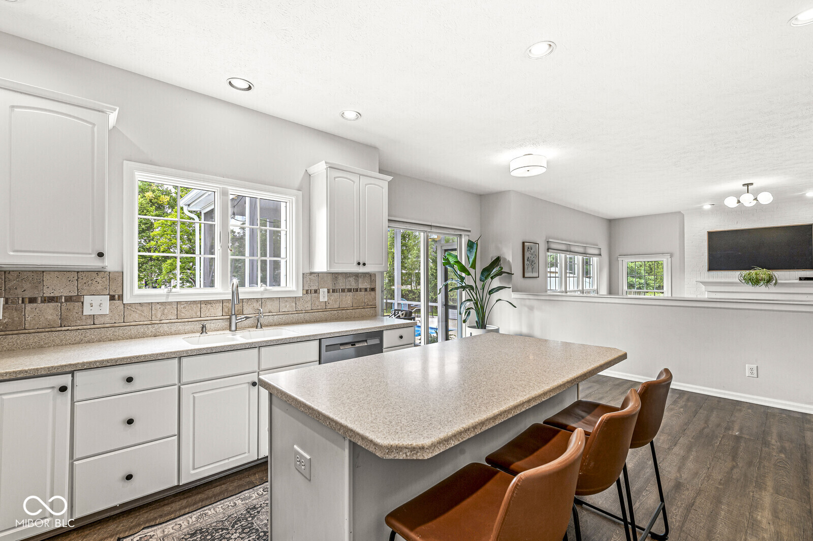 10928 Valley Forge Circle
