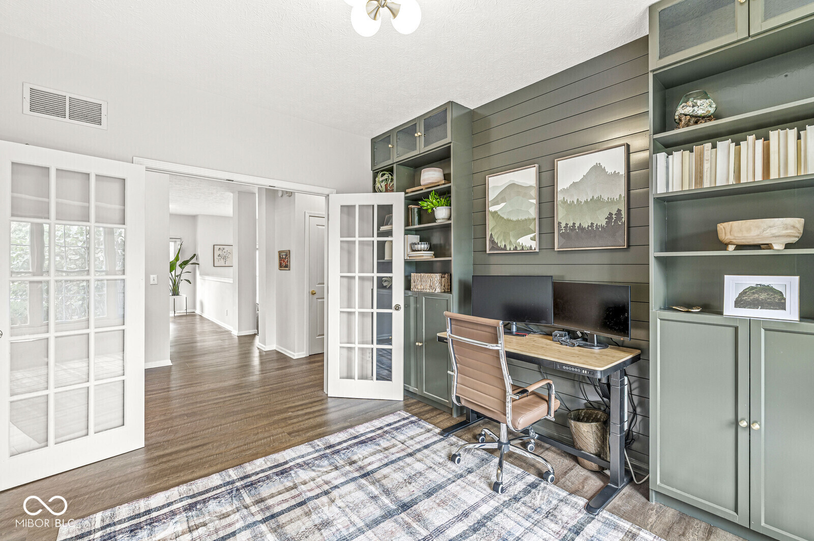 10928 Valley Forge Circle