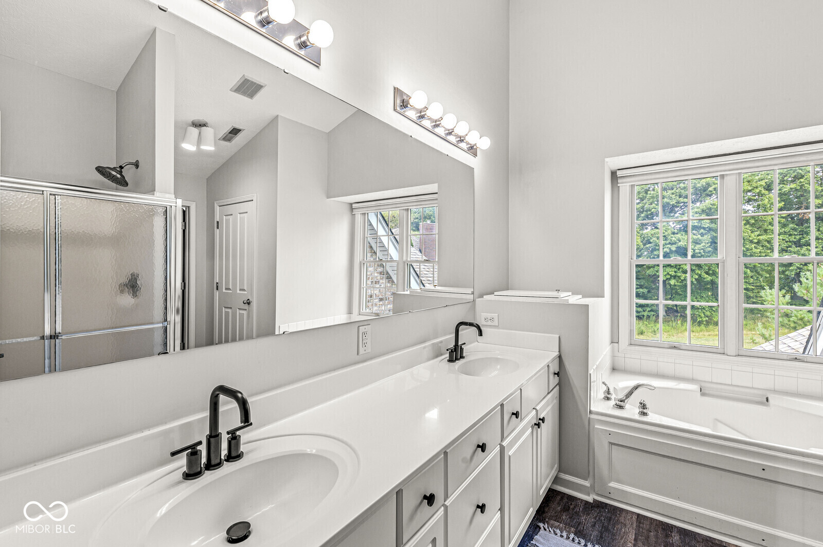 10928 Valley Forge Circle