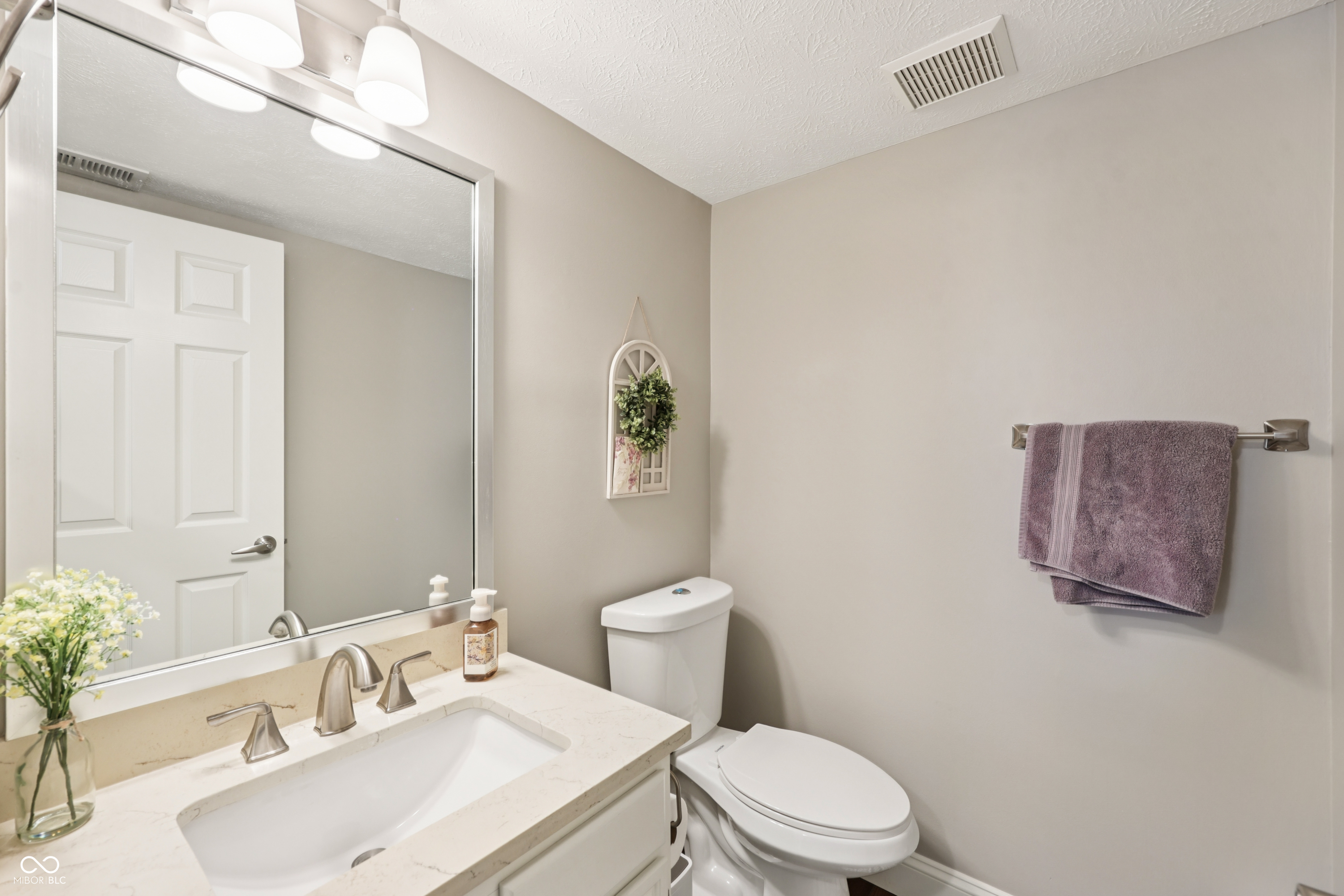 12461 Bentley Boulevard