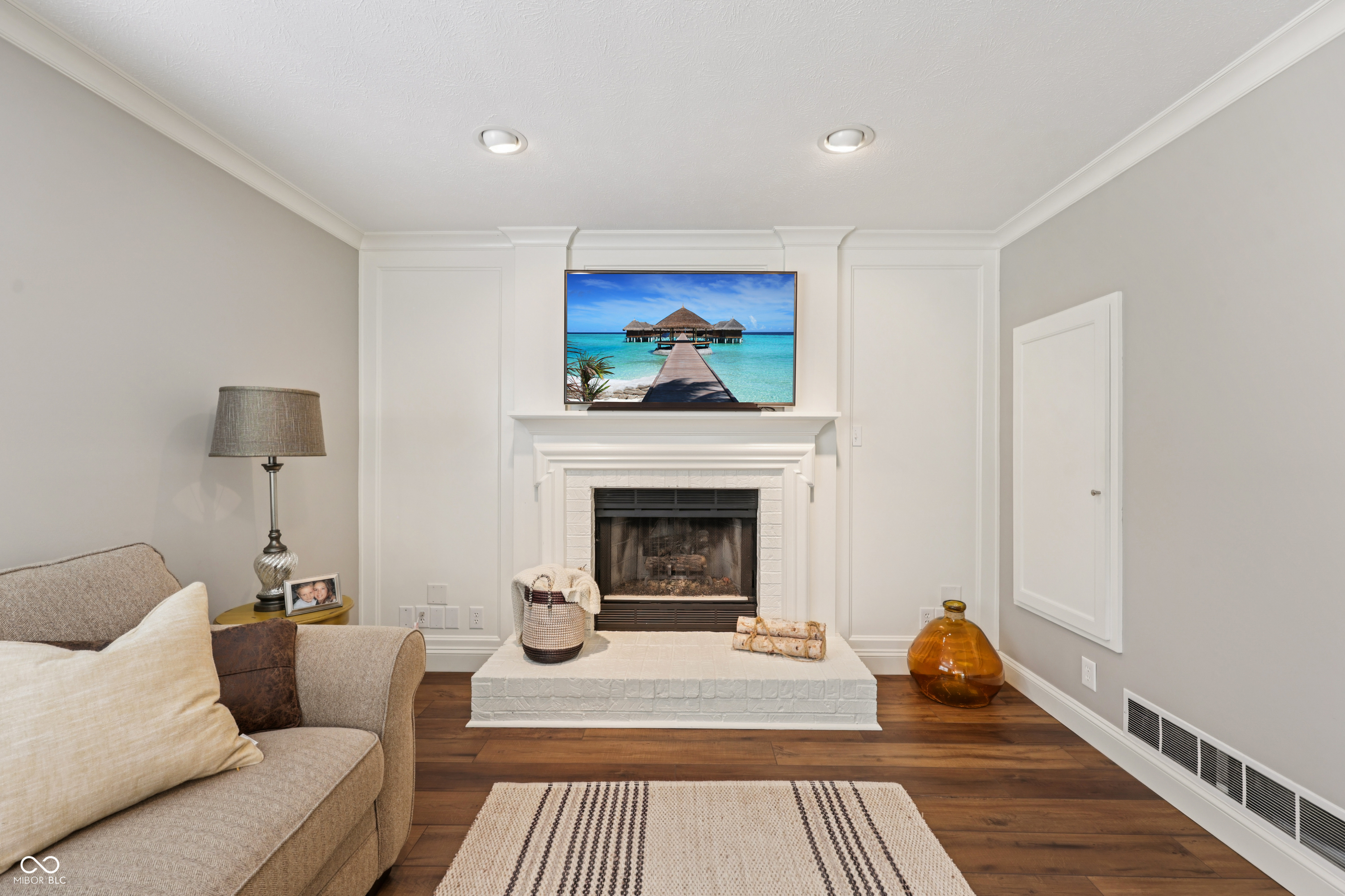 12461 Bentley Boulevard