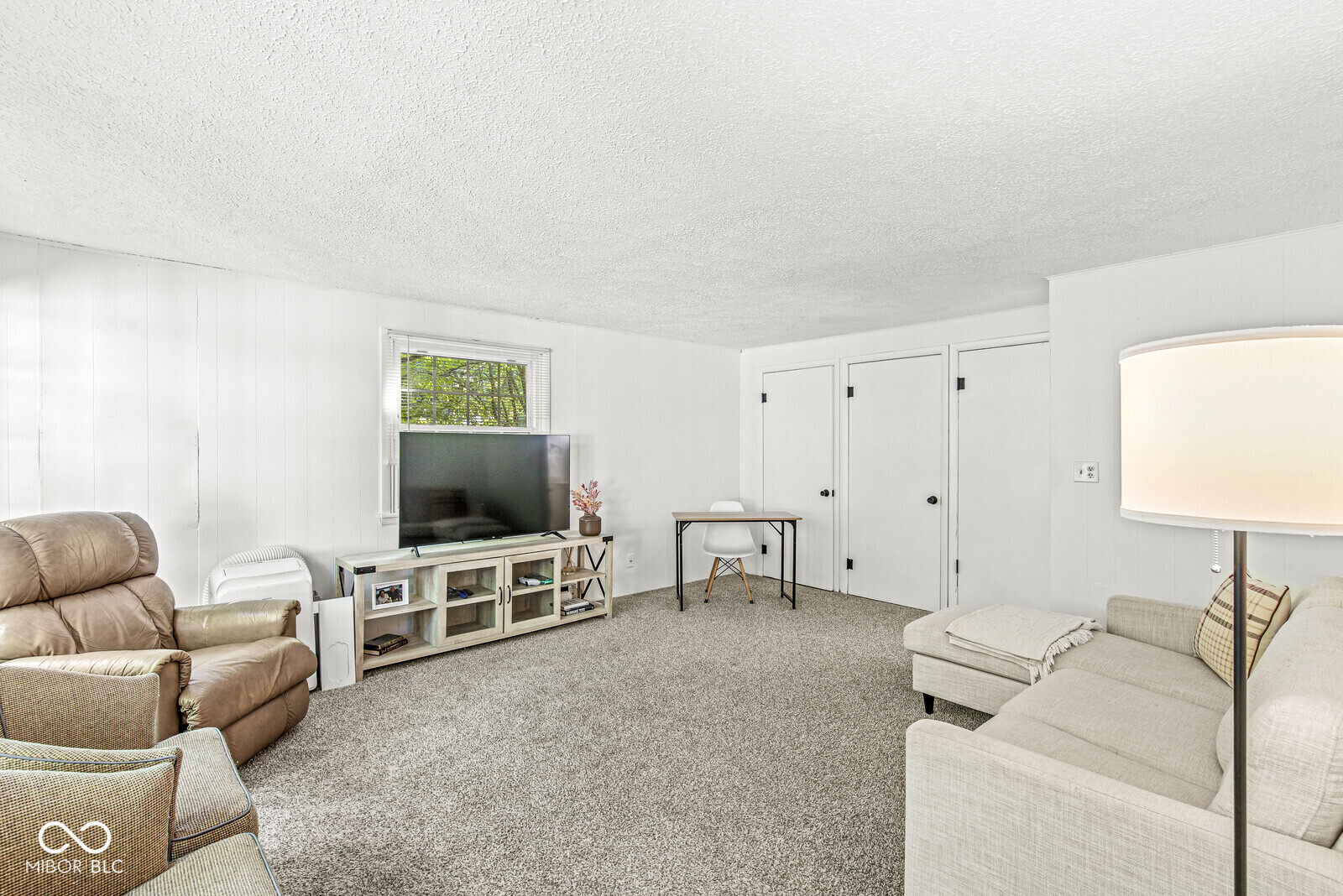 1550 W 72nd Street