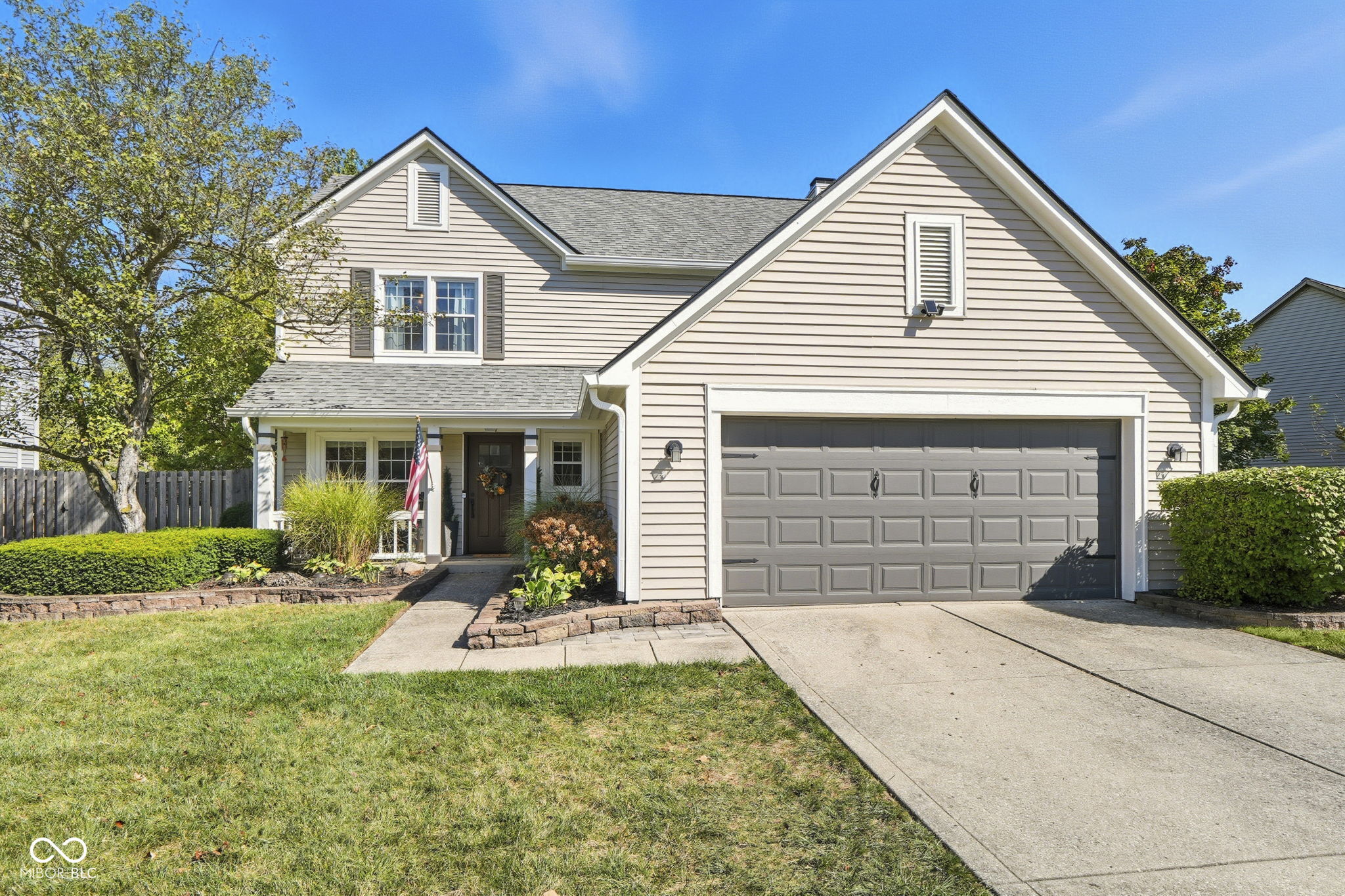 8607 Woodstone Way W