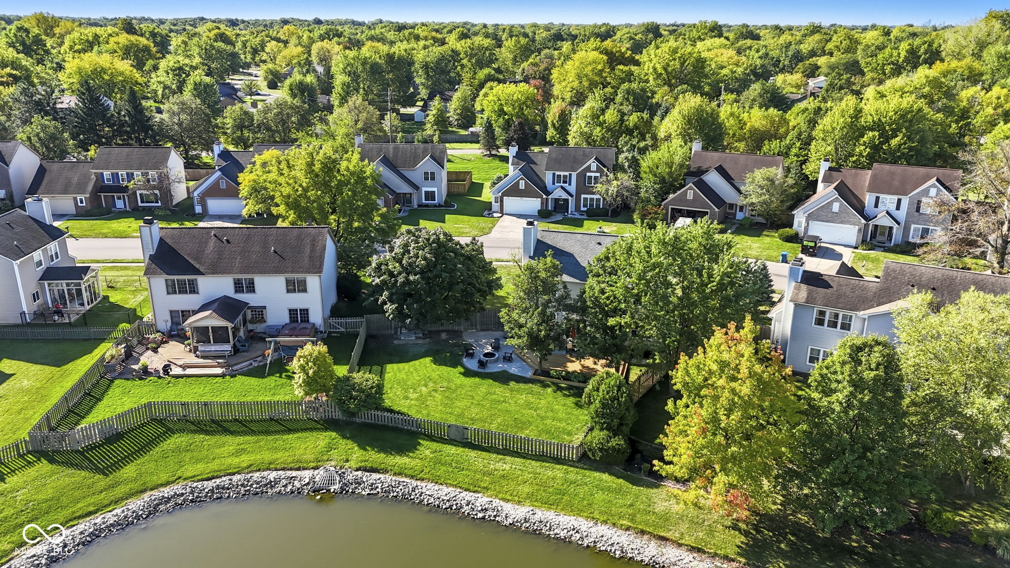 8607 Woodstone Way W