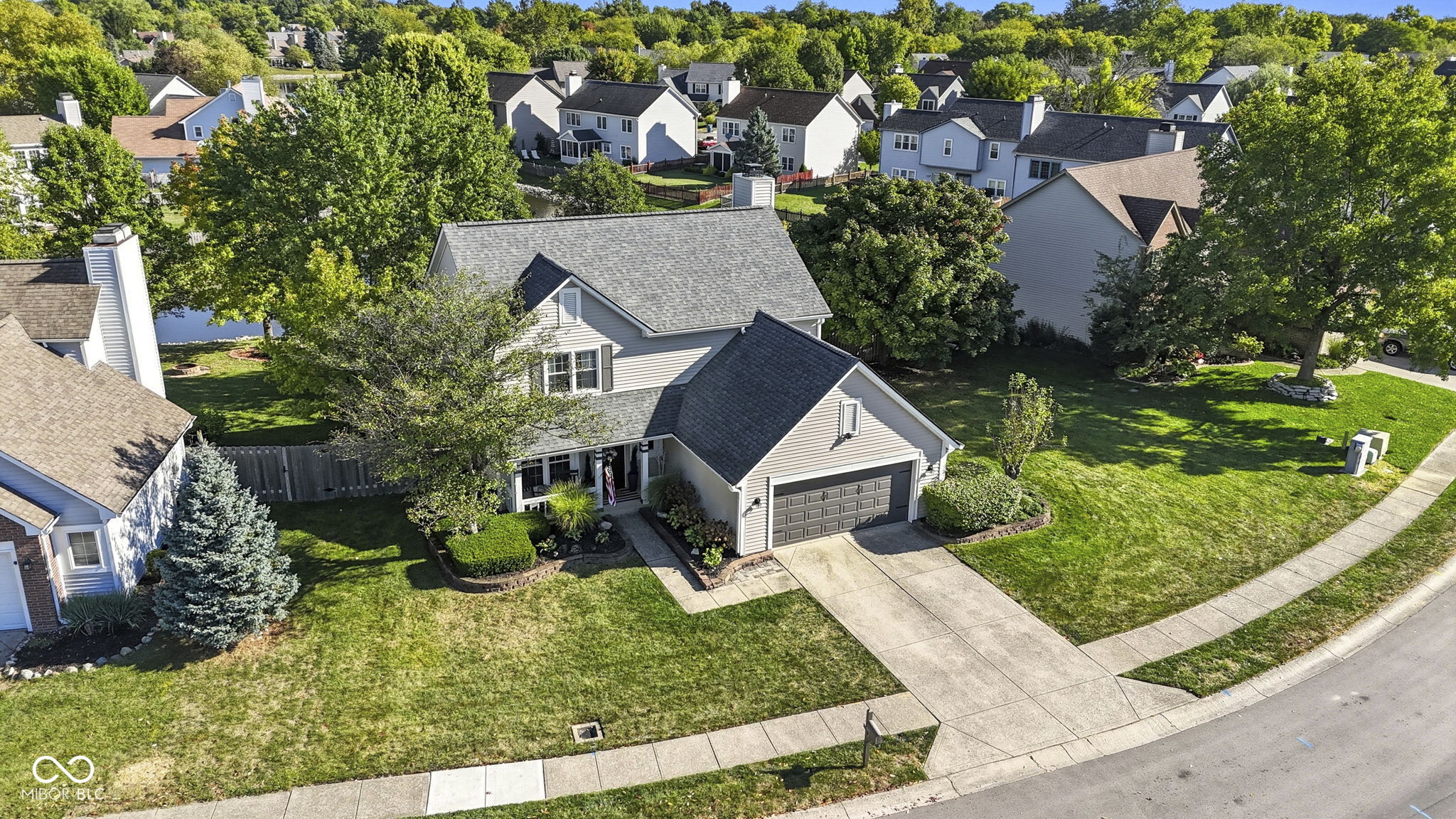 8607 Woodstone Way W