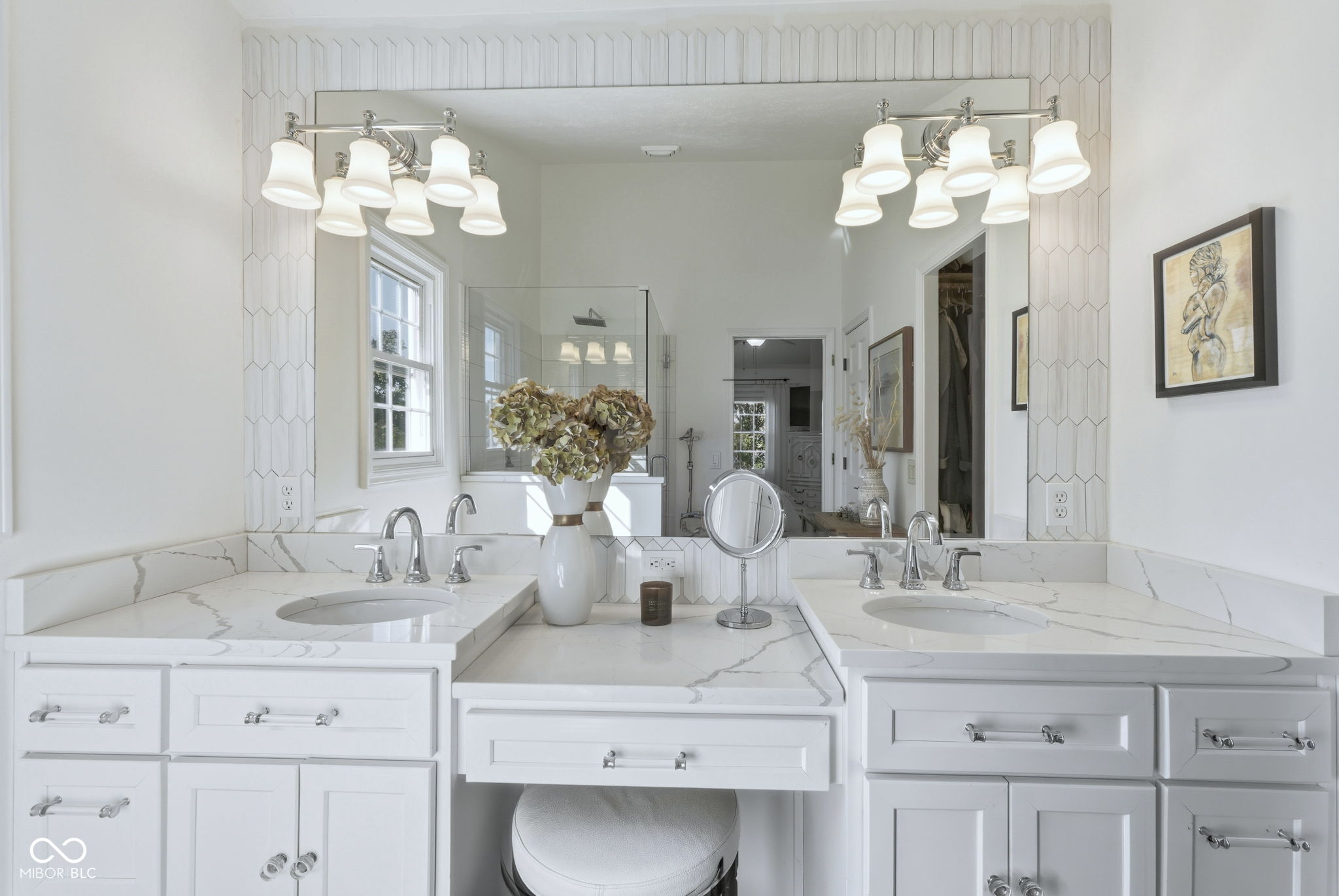 8607 Woodstone Way W