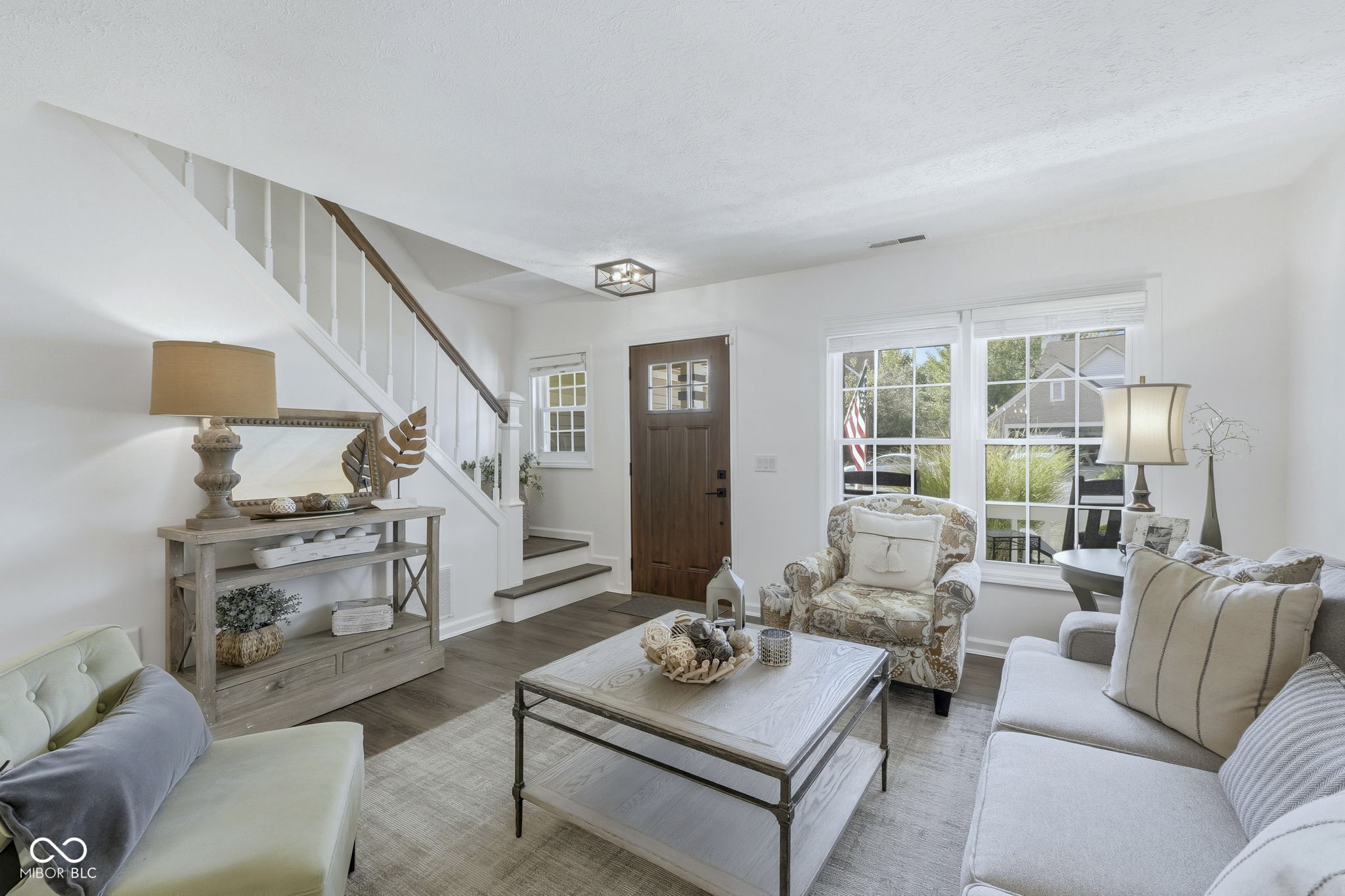 8607 Woodstone Way W