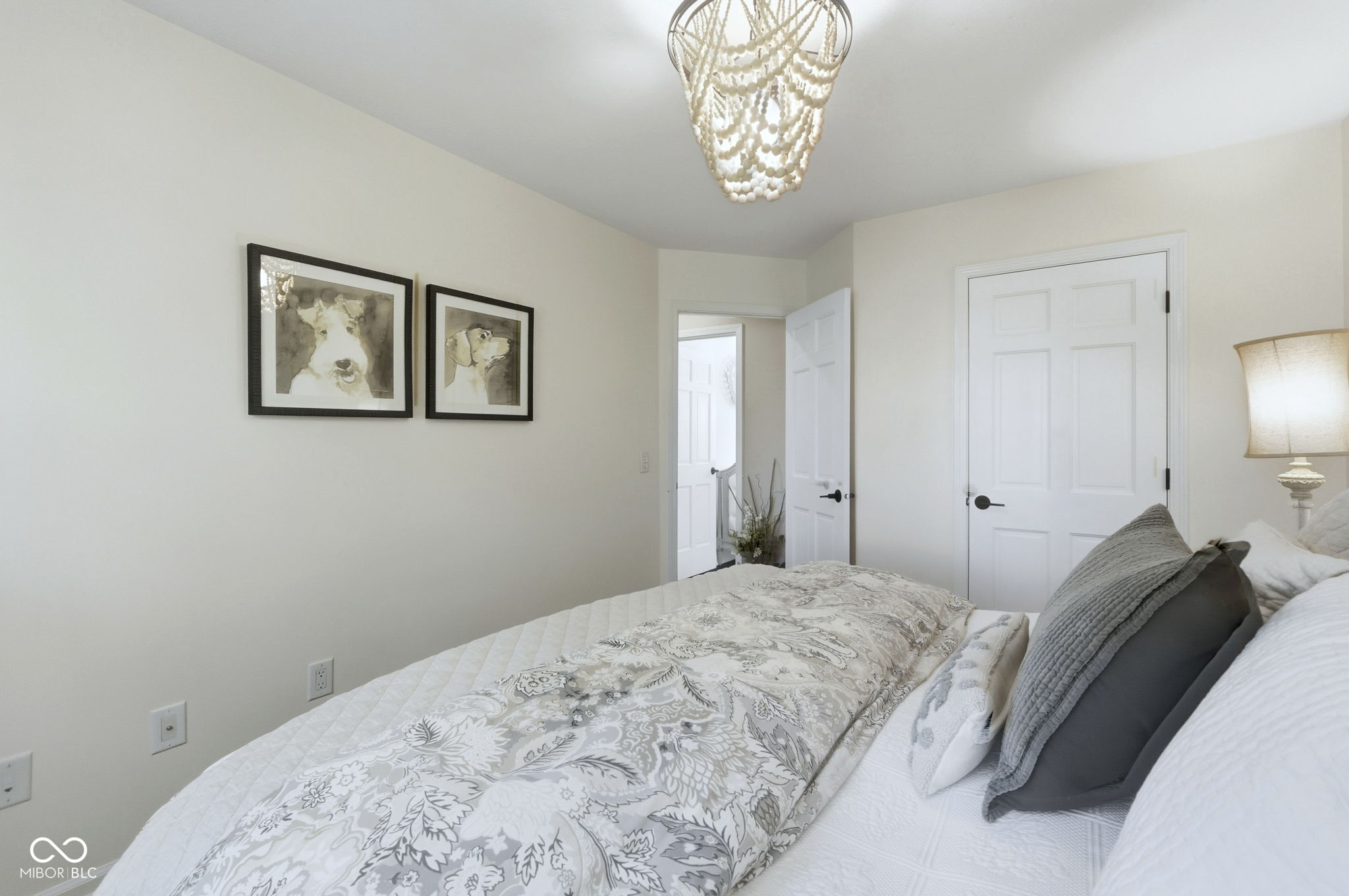 8607 Woodstone Way W