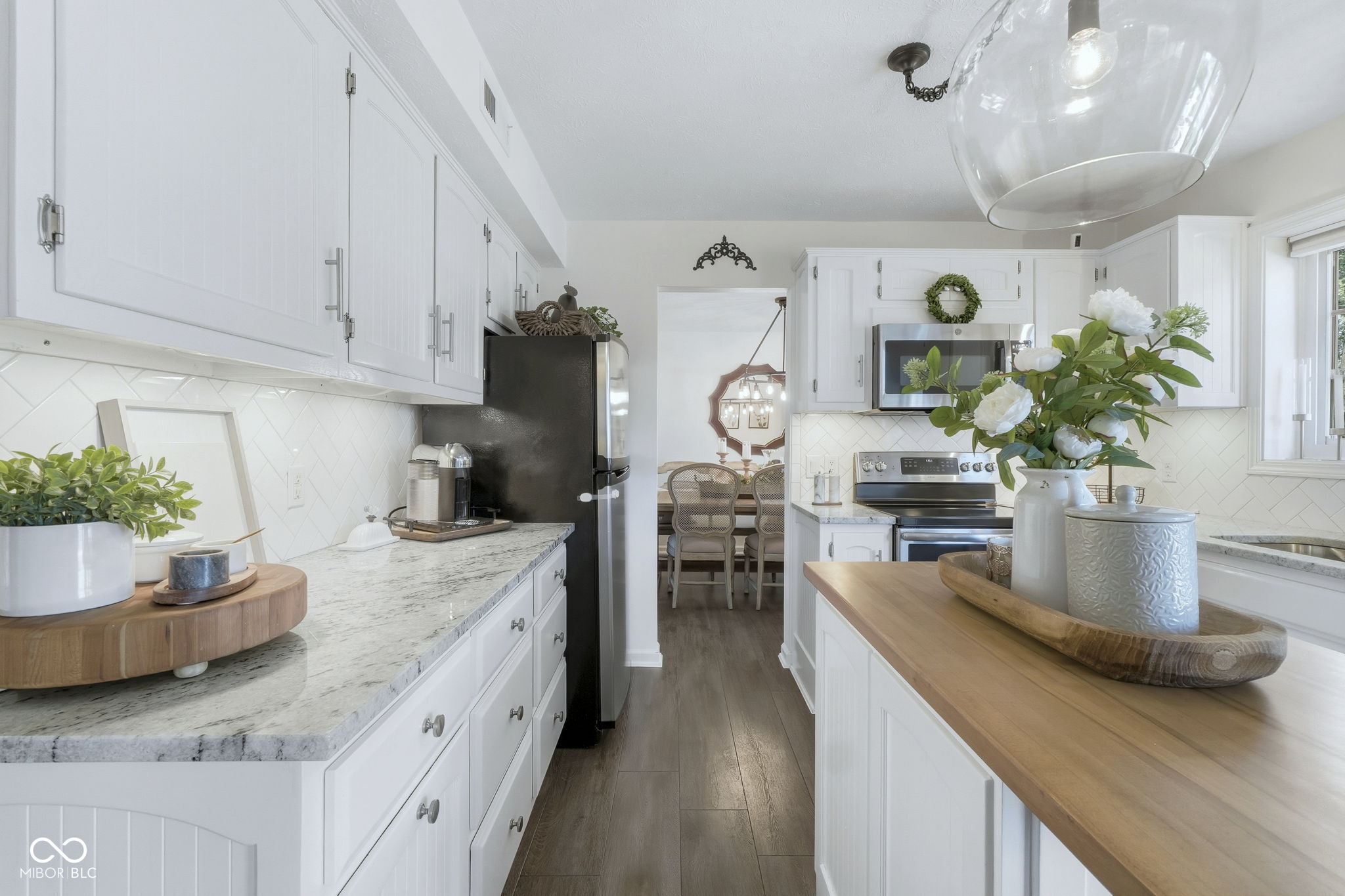 8607 Woodstone Way W