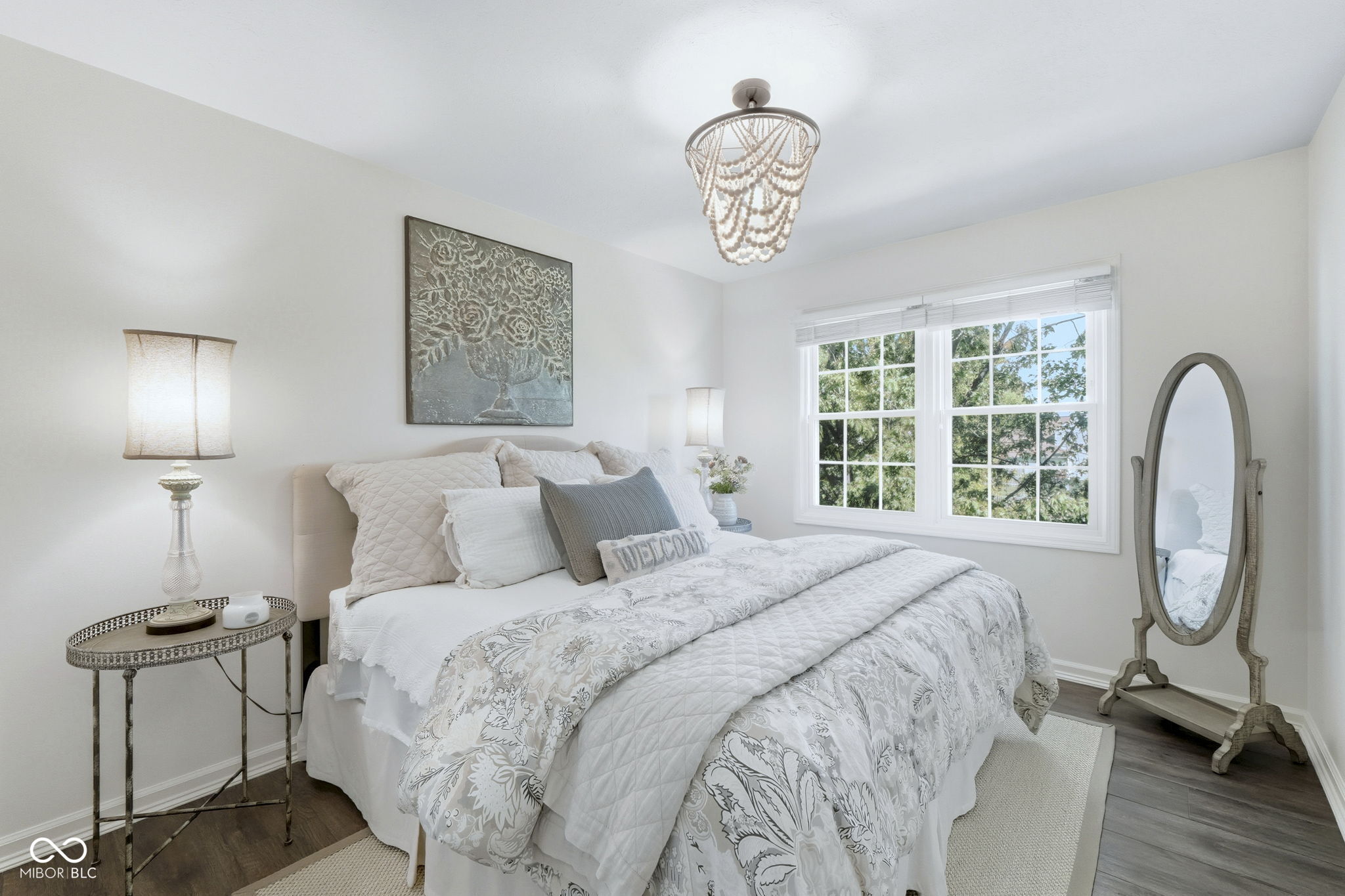 8607 Woodstone Way W