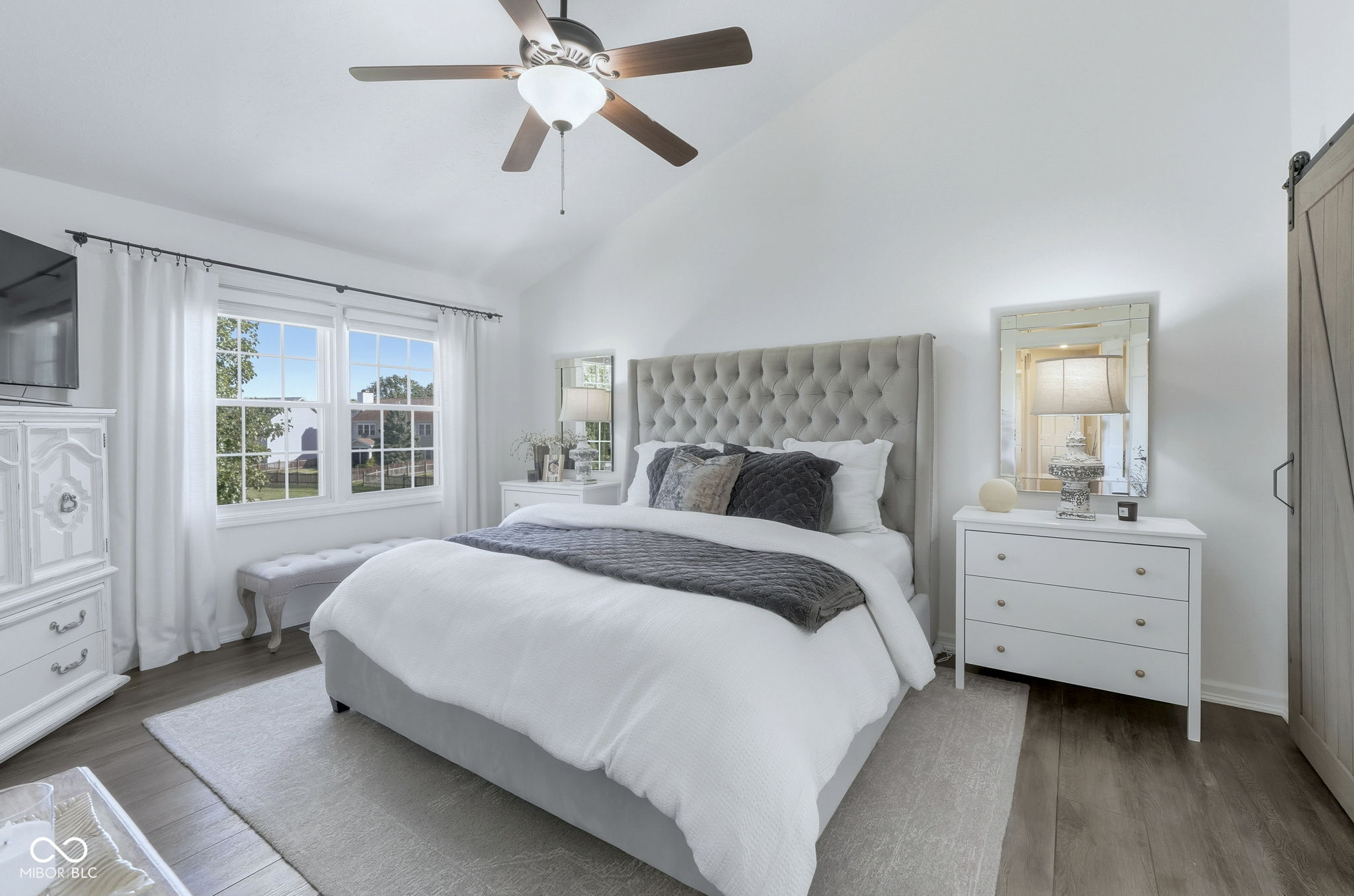 8607 Woodstone Way W