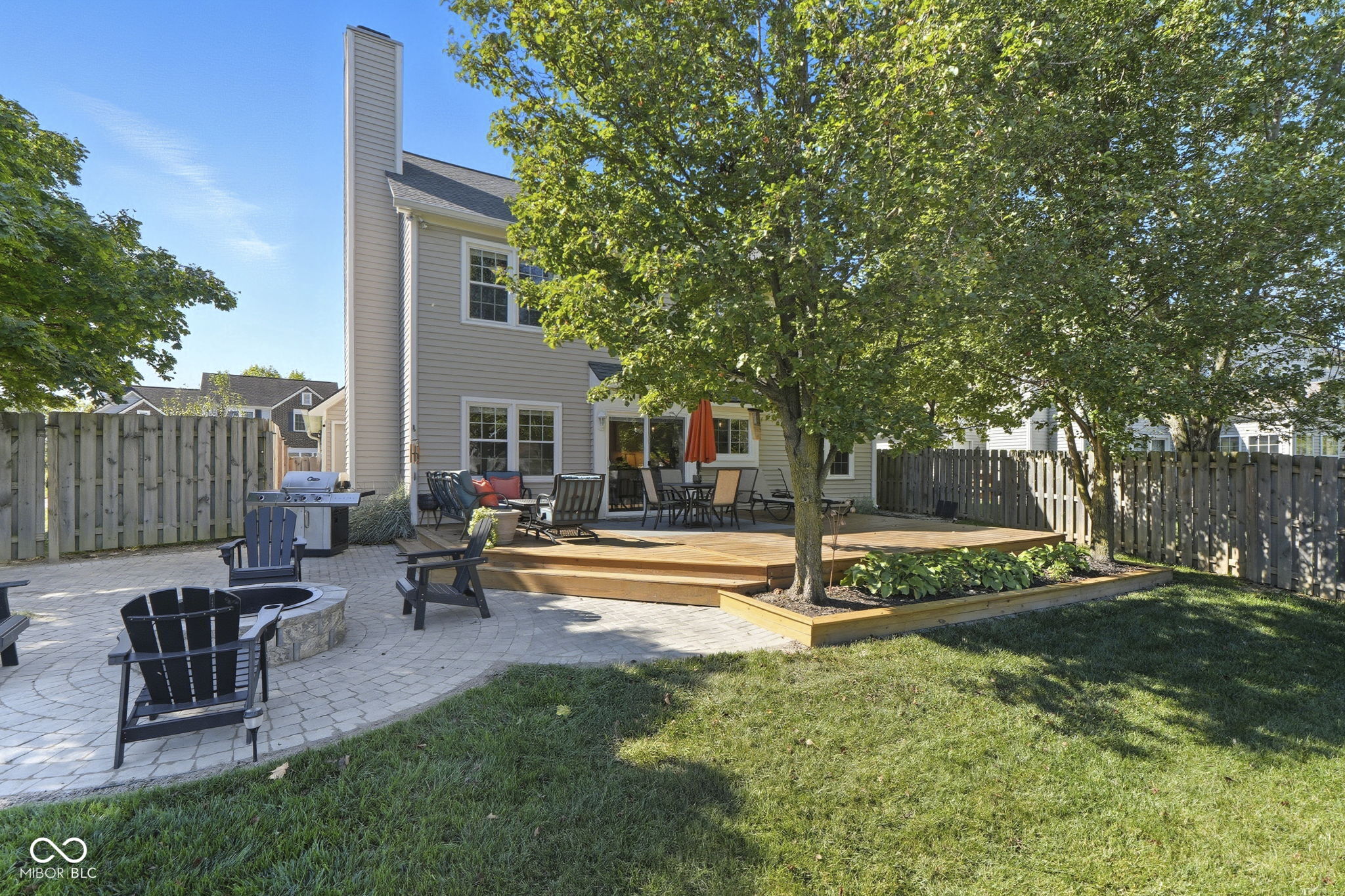 8607 Woodstone Way W