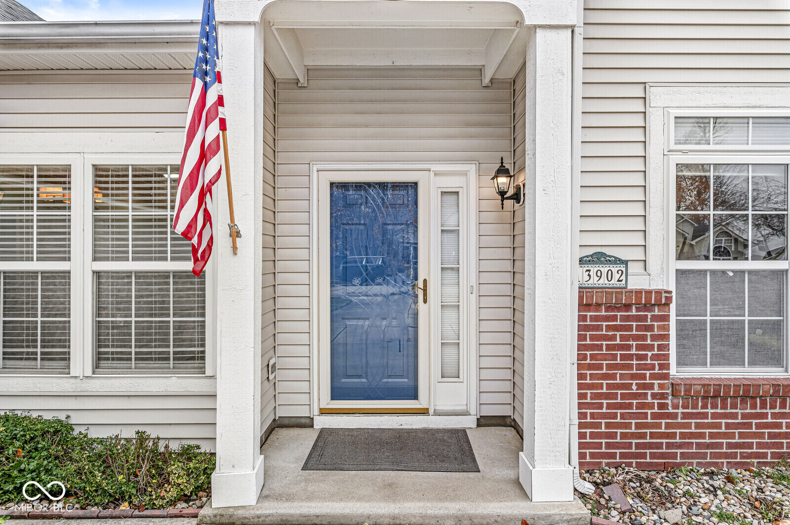 13902 River Birch Way