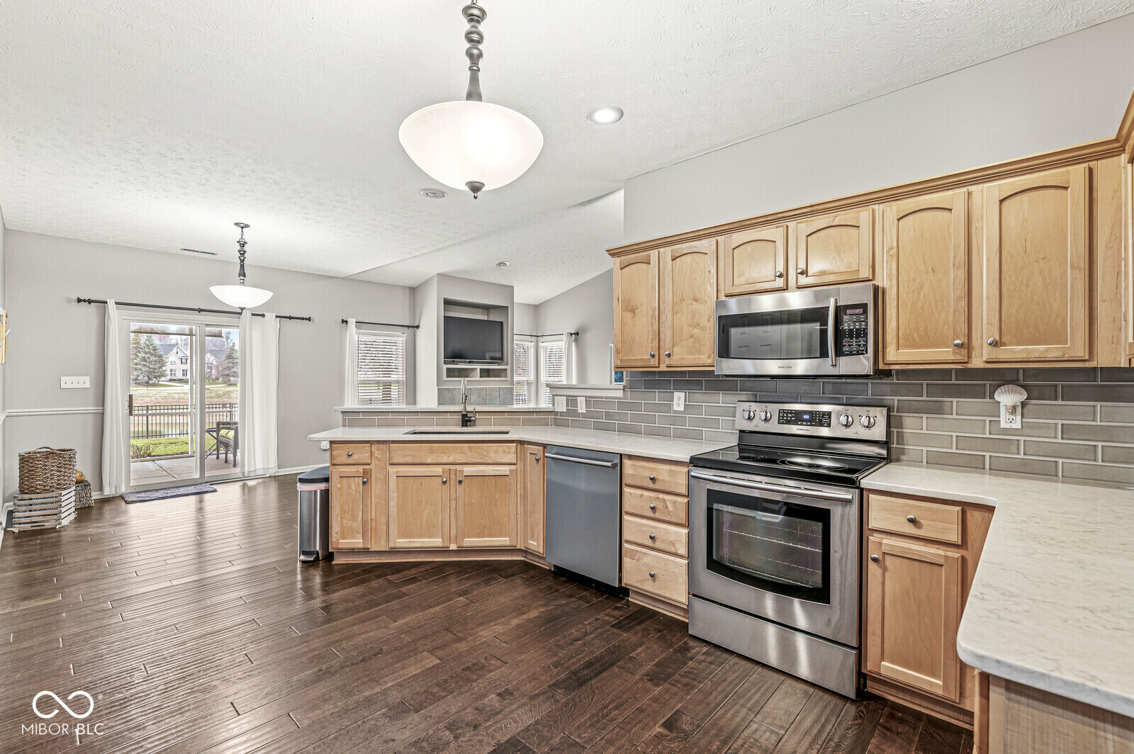 13902 River Birch Way