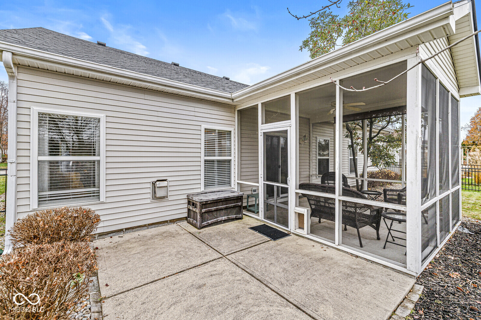 13902 River Birch Way