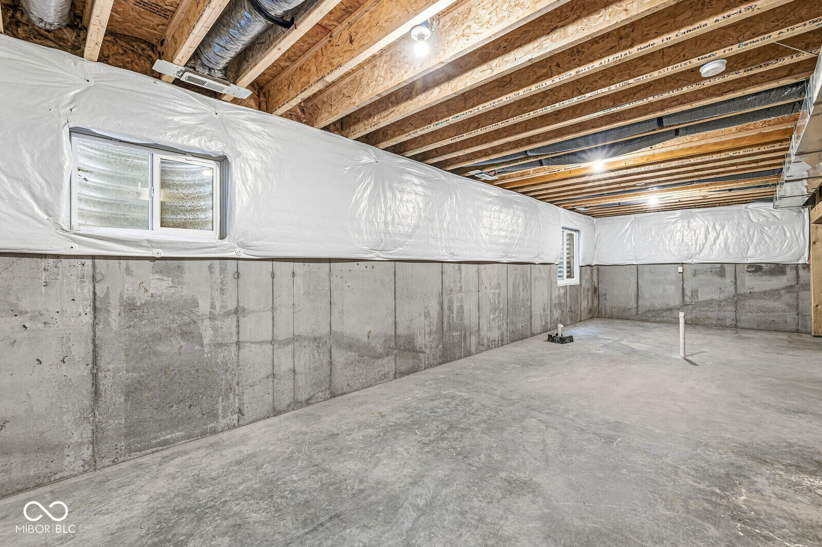 1214 E New York Street