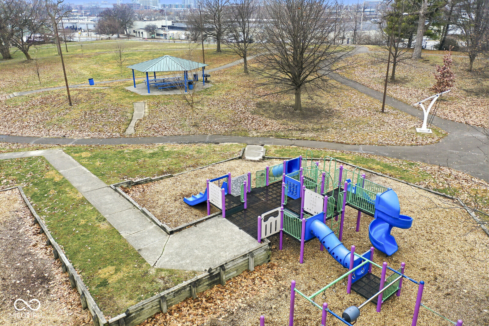 1214 E New York Street