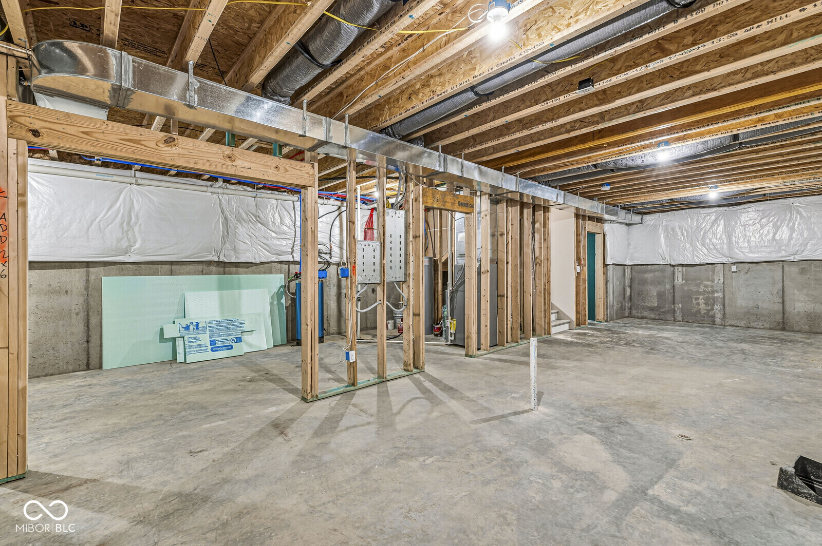 1214 E New York Street