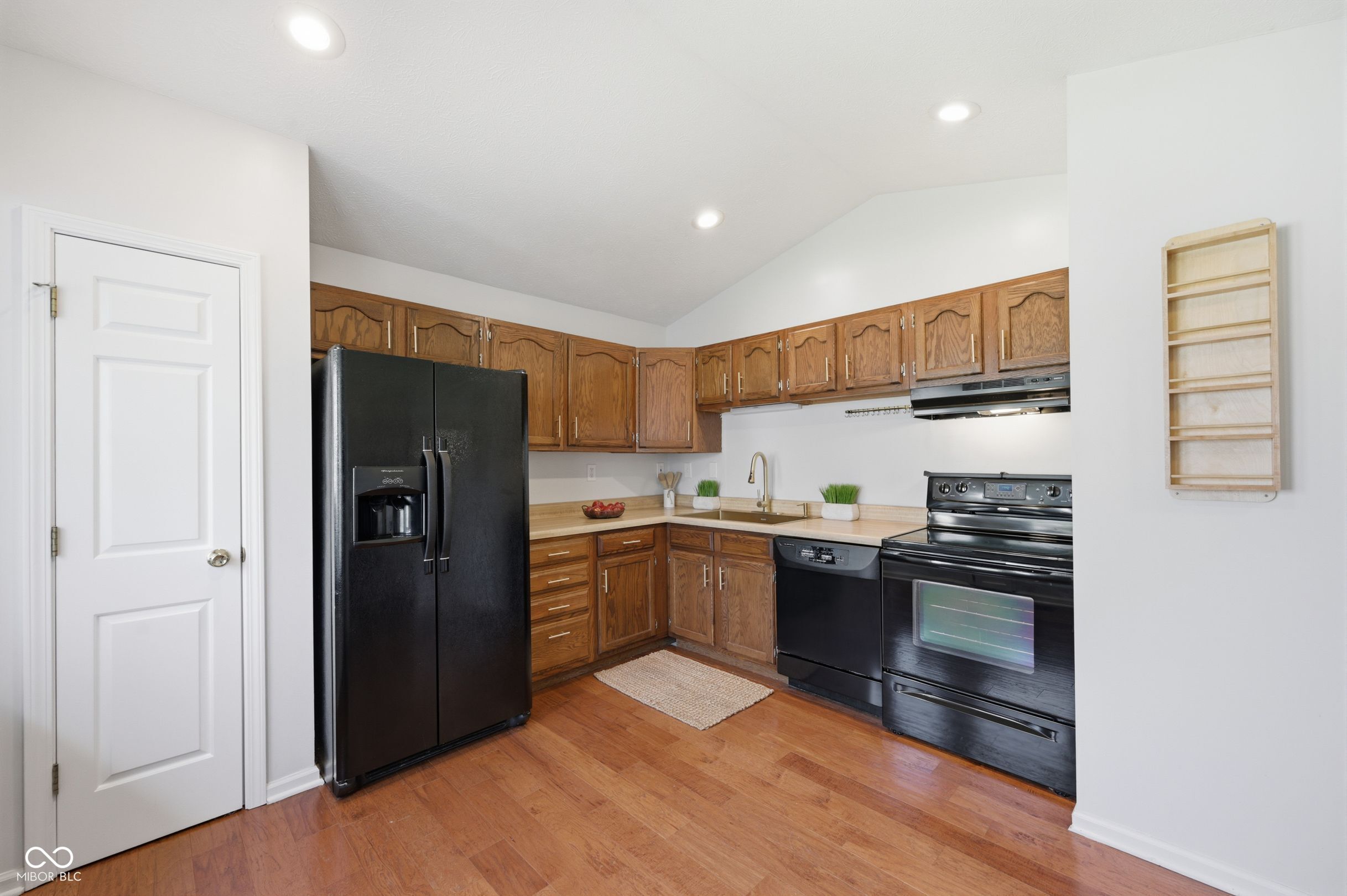 627 E 93rd Street