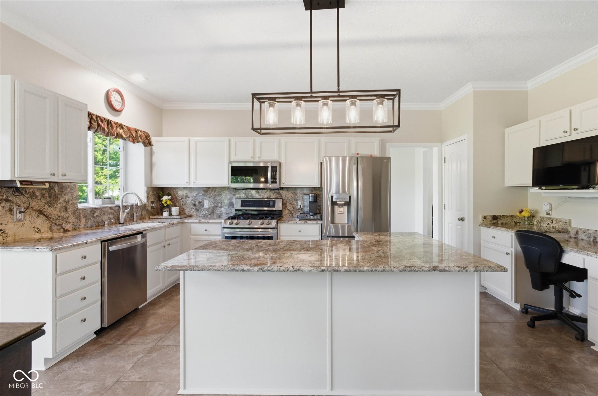 7822 Prairie View Drive