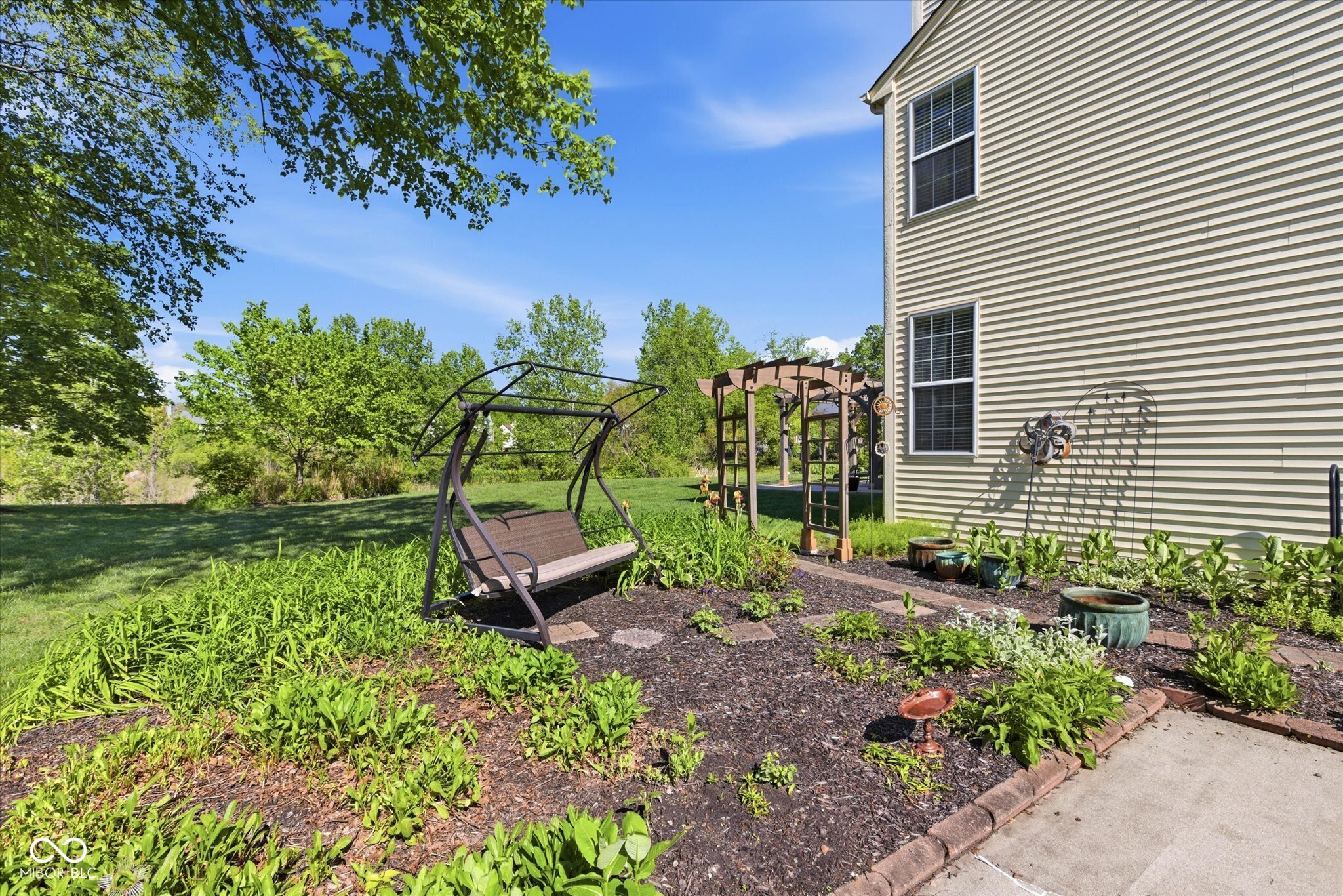 7822 Prairie View Drive
