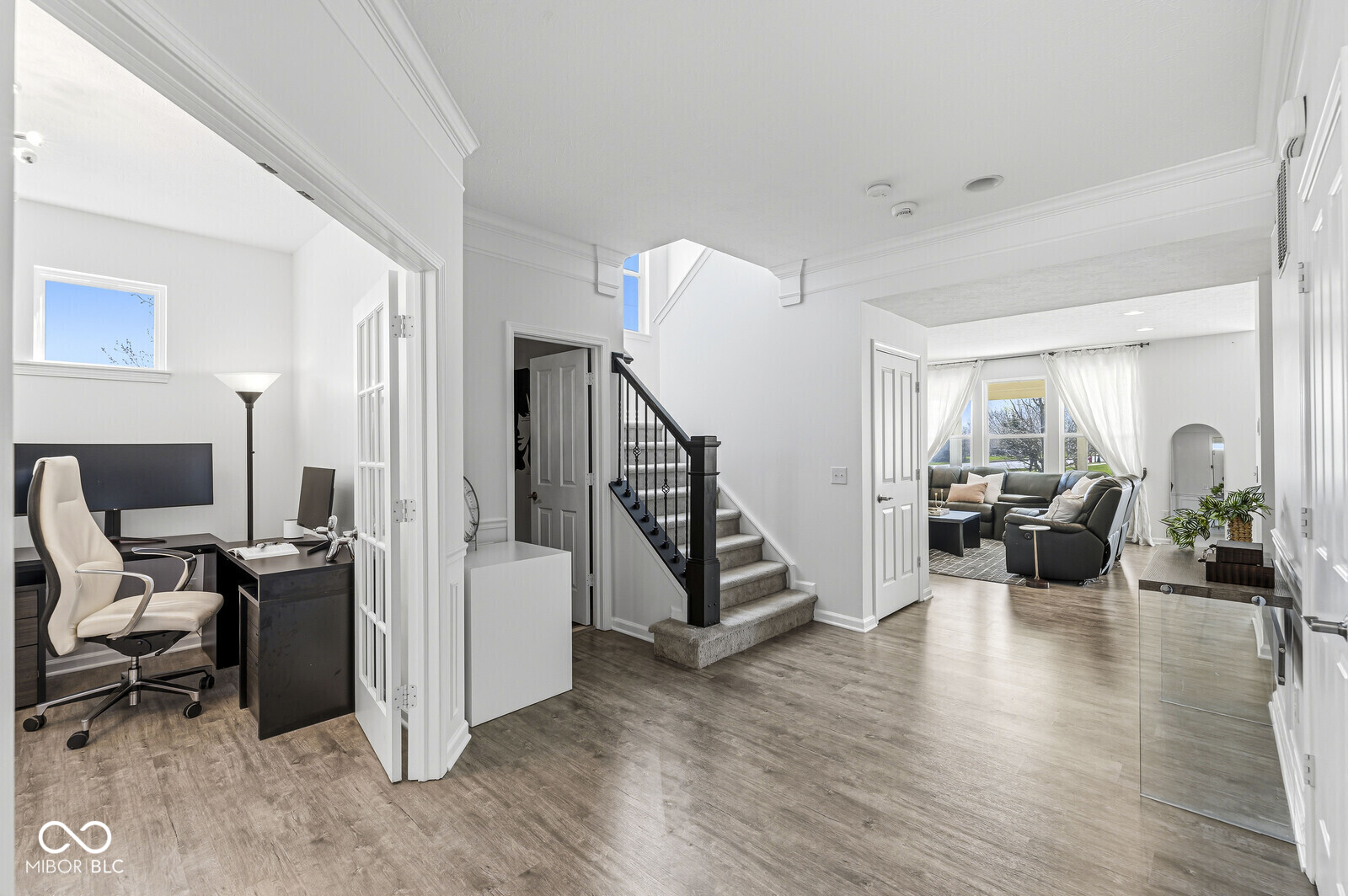 14933 W Black Wolf Run Drive