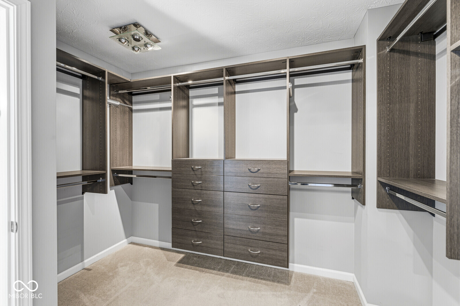 14933 W Black Wolf Run Drive