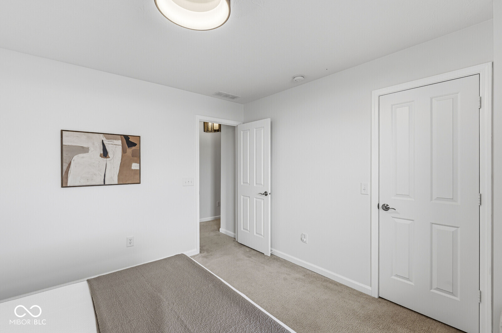 14933 W Black Wolf Run Drive