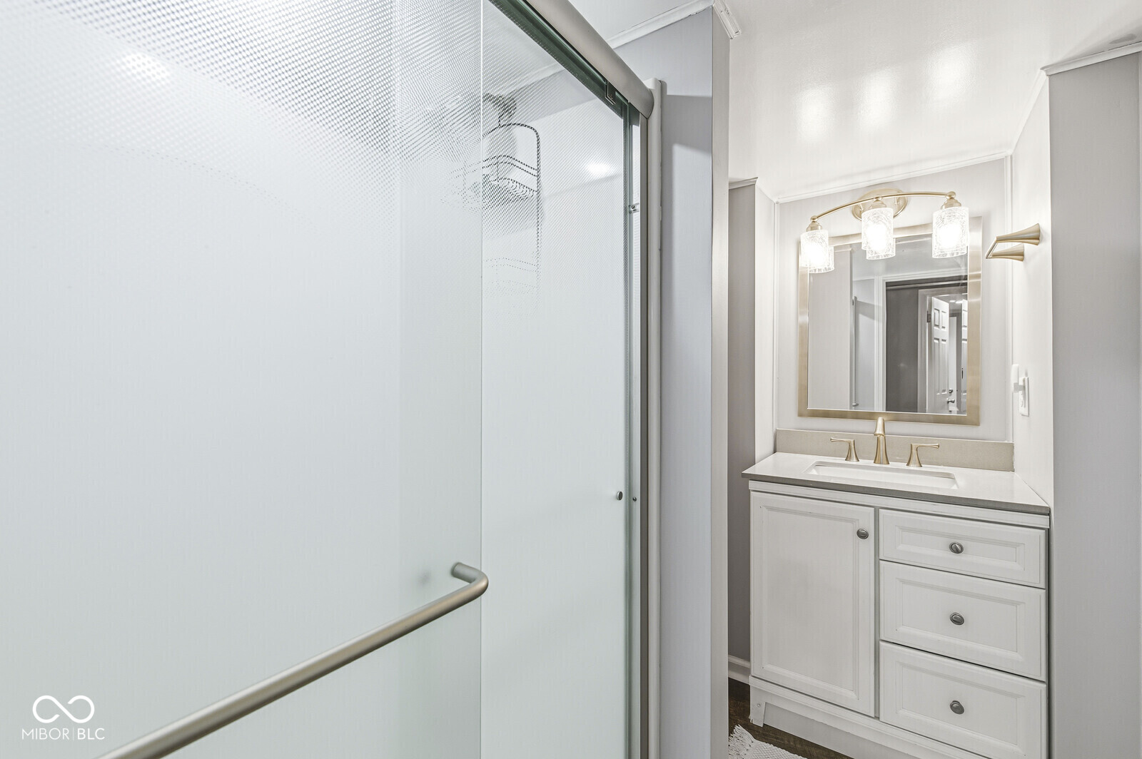 1902 Kessler Boulevard East Drive