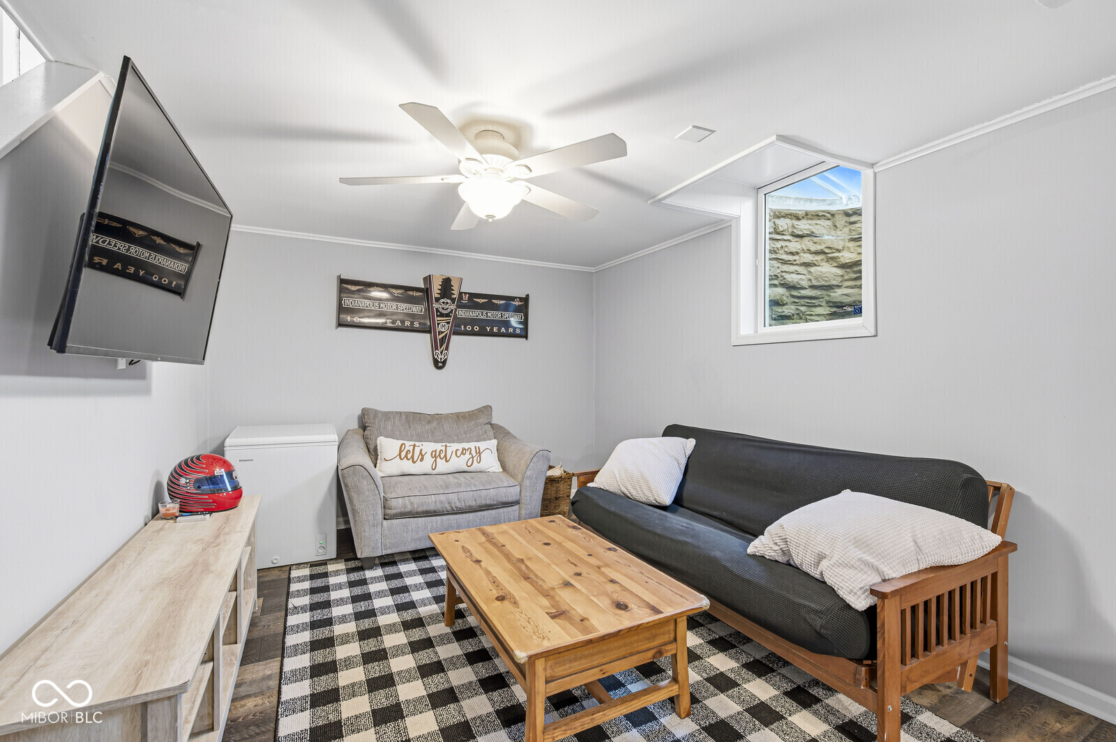 1902 Kessler Boulevard East Drive