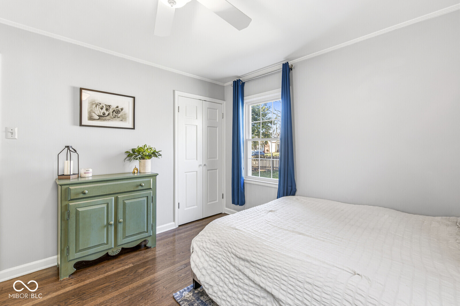 1902 Kessler Boulevard East Drive