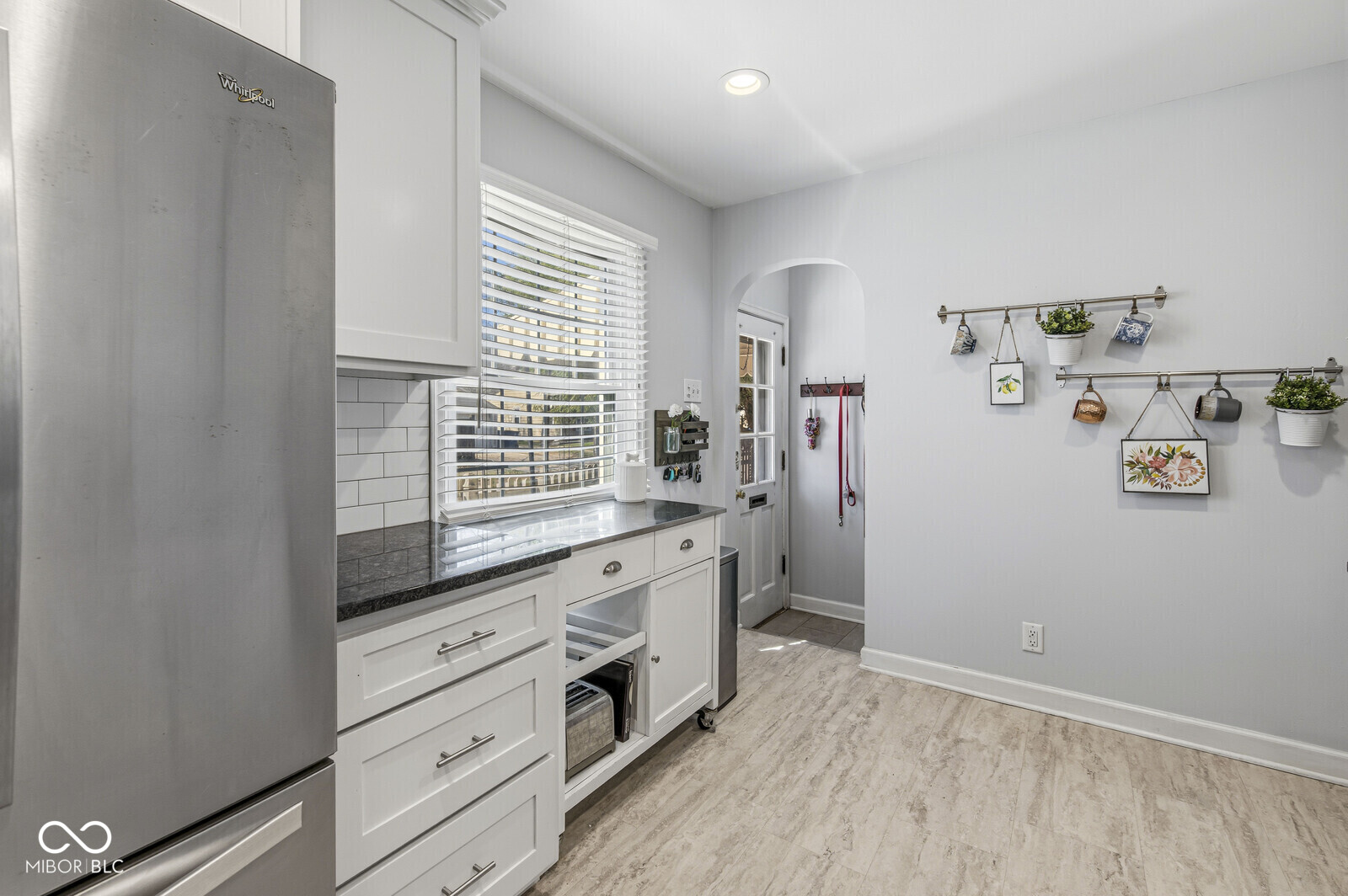 1902 Kessler Boulevard East Drive