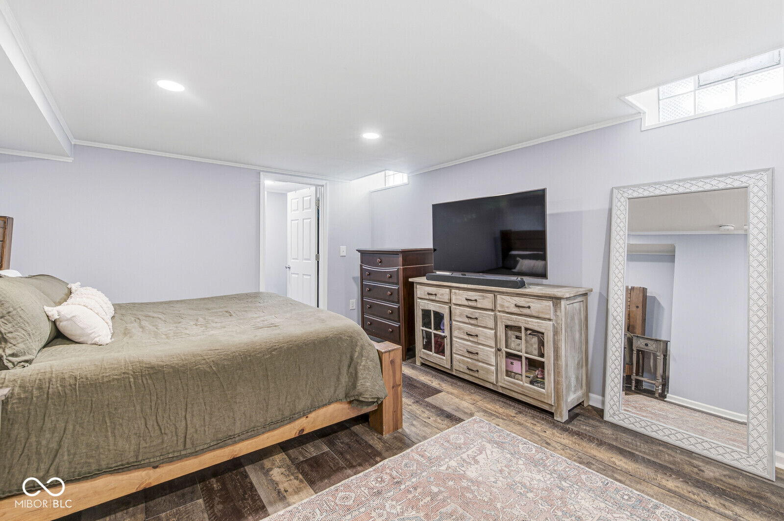 1902 Kessler Boulevard East Drive